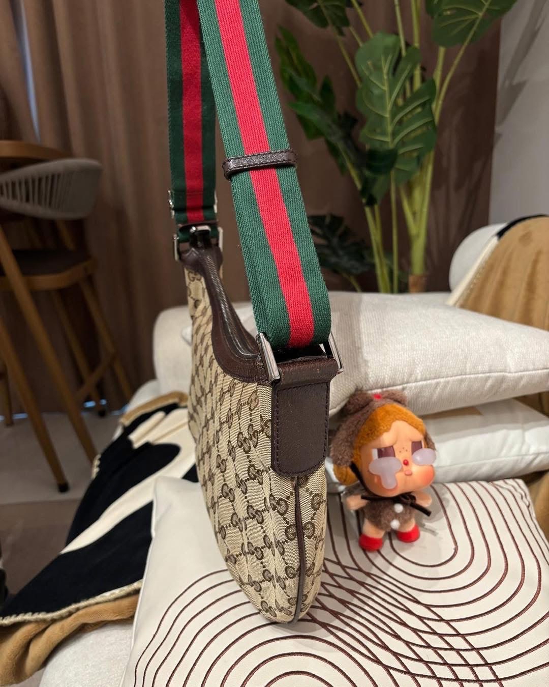 Gucci gg crossbody bag 100%Authentic,95%new✅塵袋