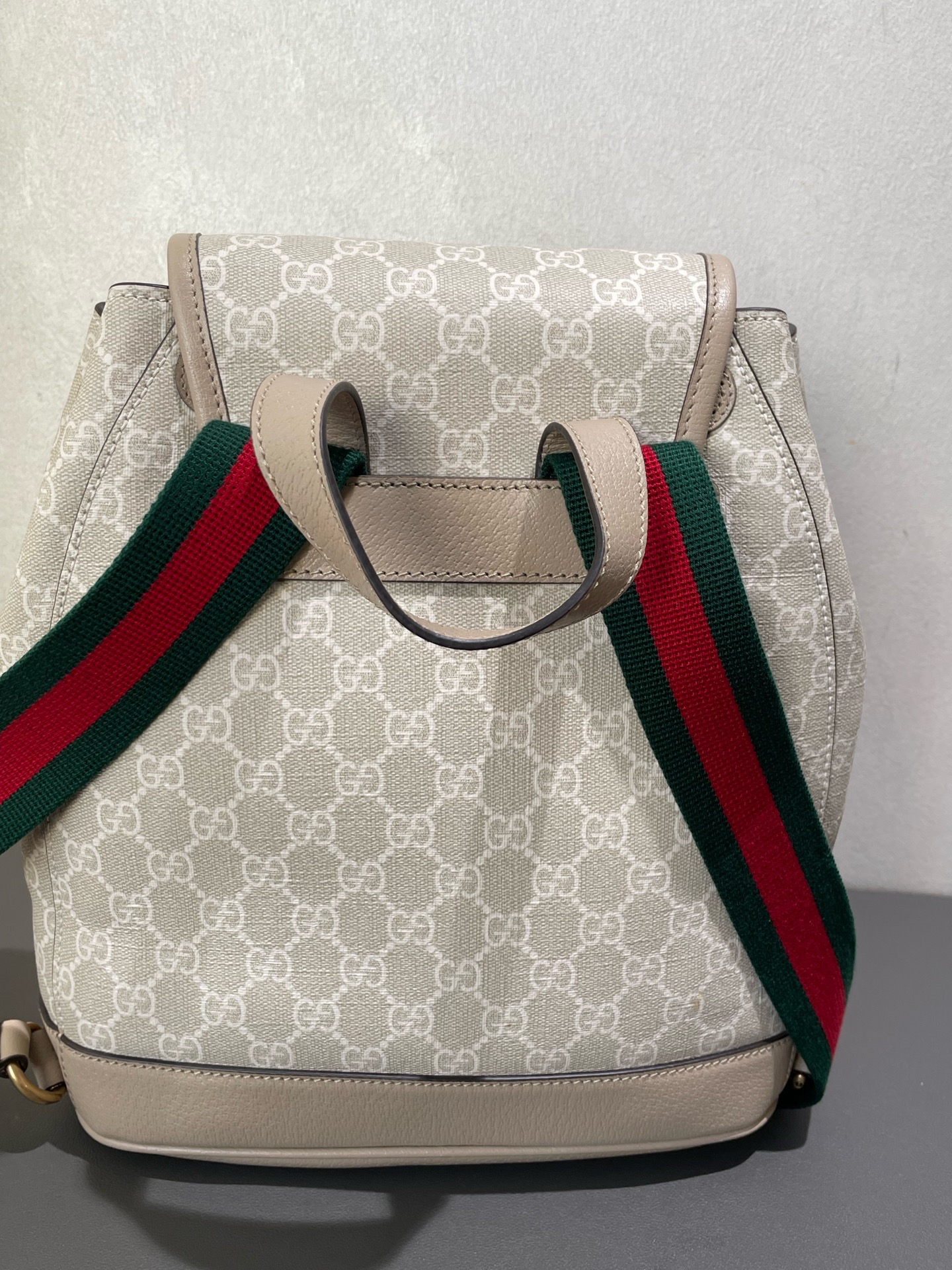 【預訂貨品】Gucci 燕麥色老花書包🎒