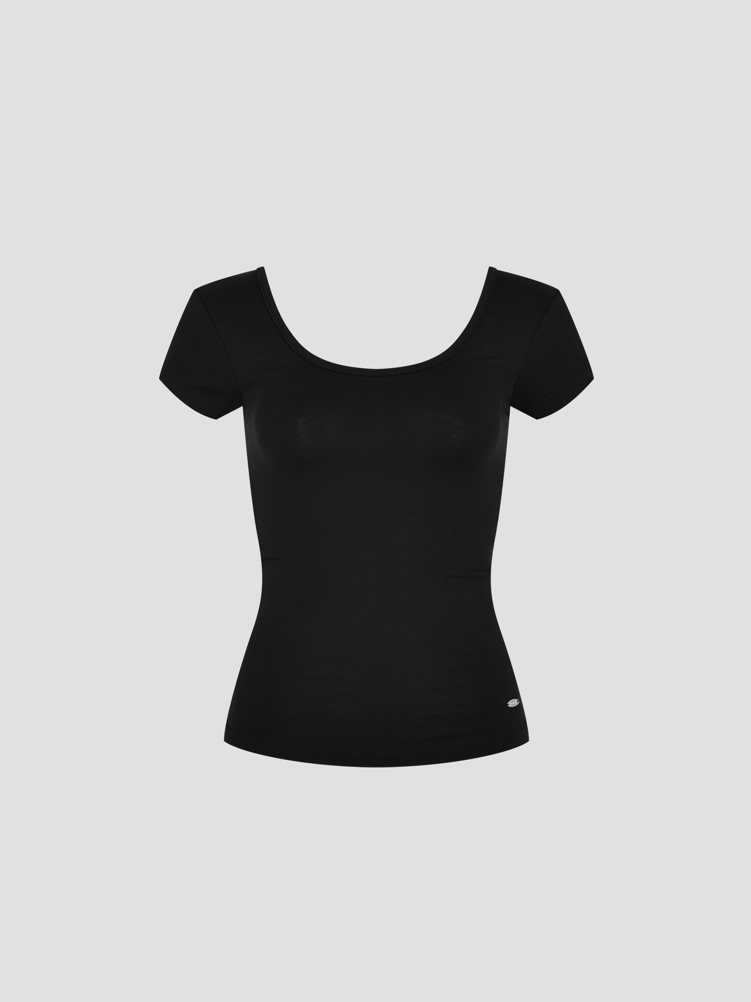 預購_Back open short-sleeved T-shirt by Conch