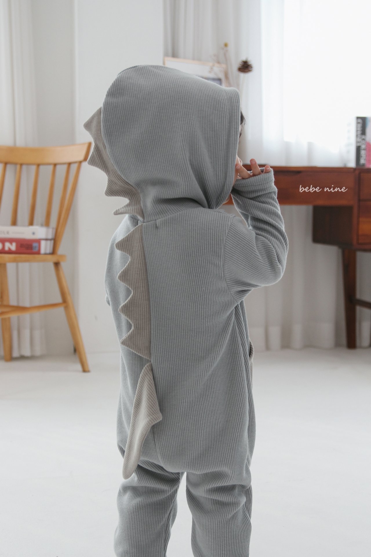 🌸預訂 韓國直送🌸🇰🇷Bebenine兩色小兔恐龍造型連身服