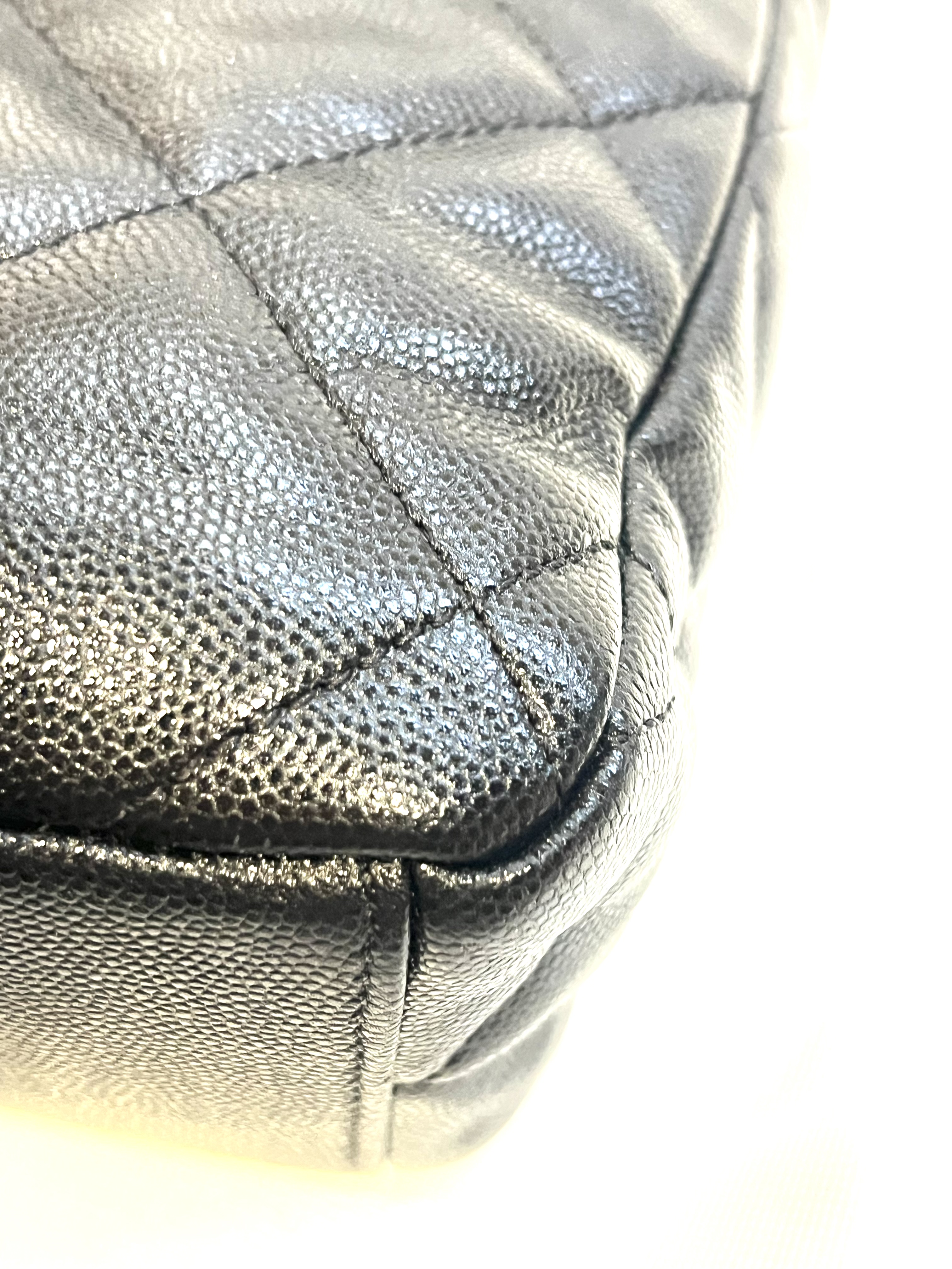 Pre-Owned CHANEL Hobo Bag / Product Code: 26041657