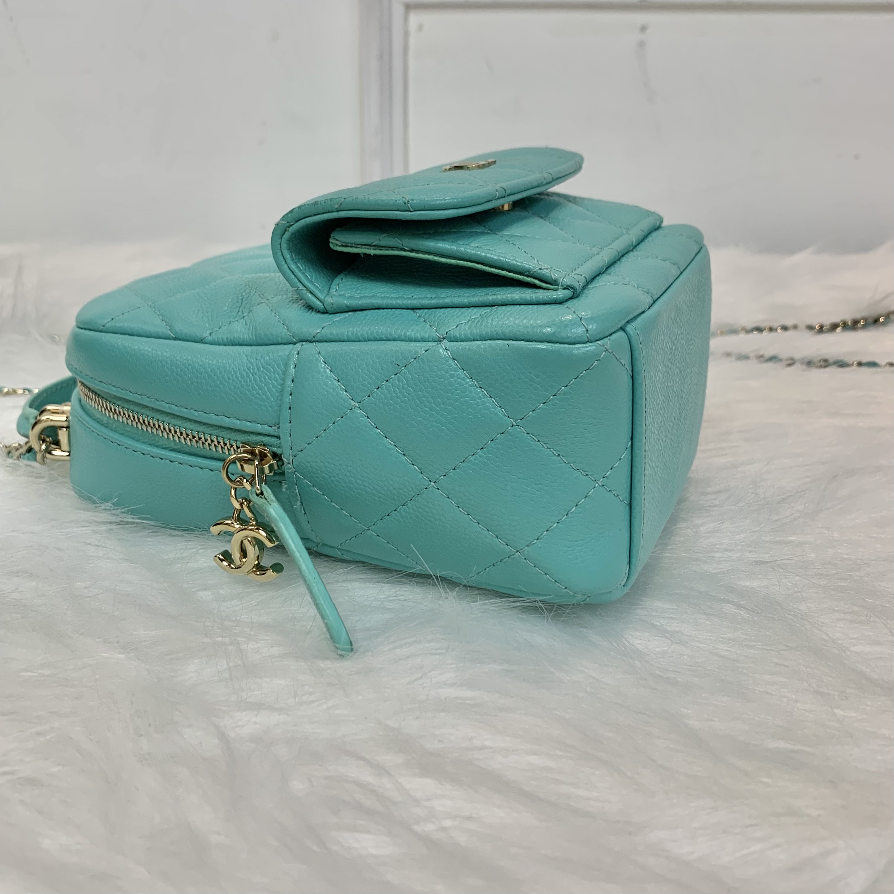 夏日必備Tiffany Blue Chanel 24C mini backpack