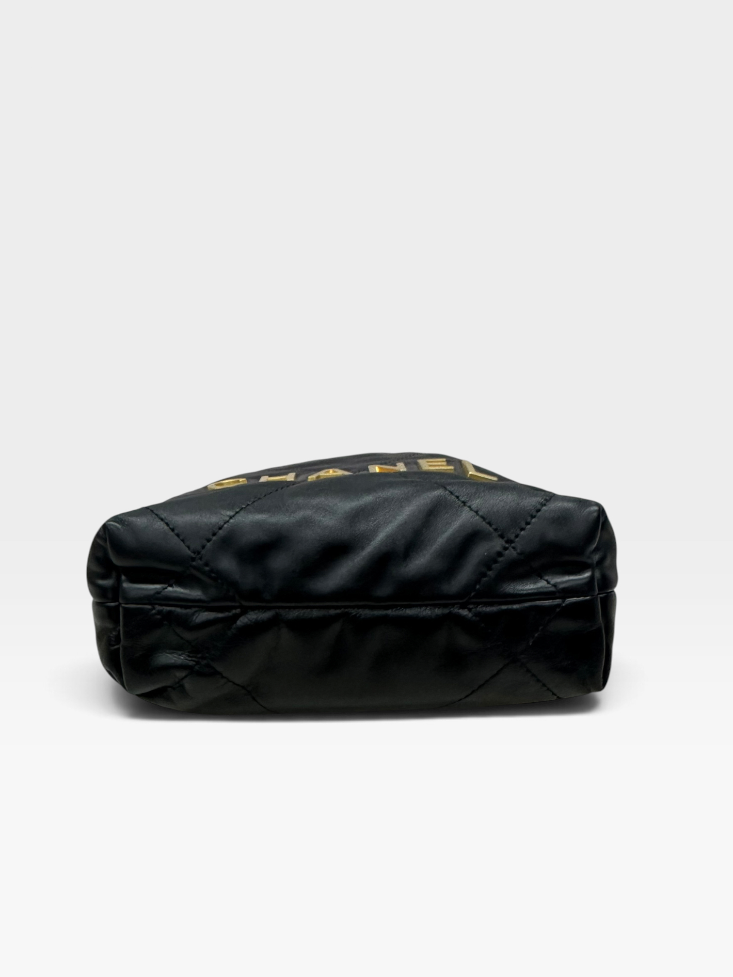 Pre-Owned CHANEL Mini 22 Bag / Product Code: 092501