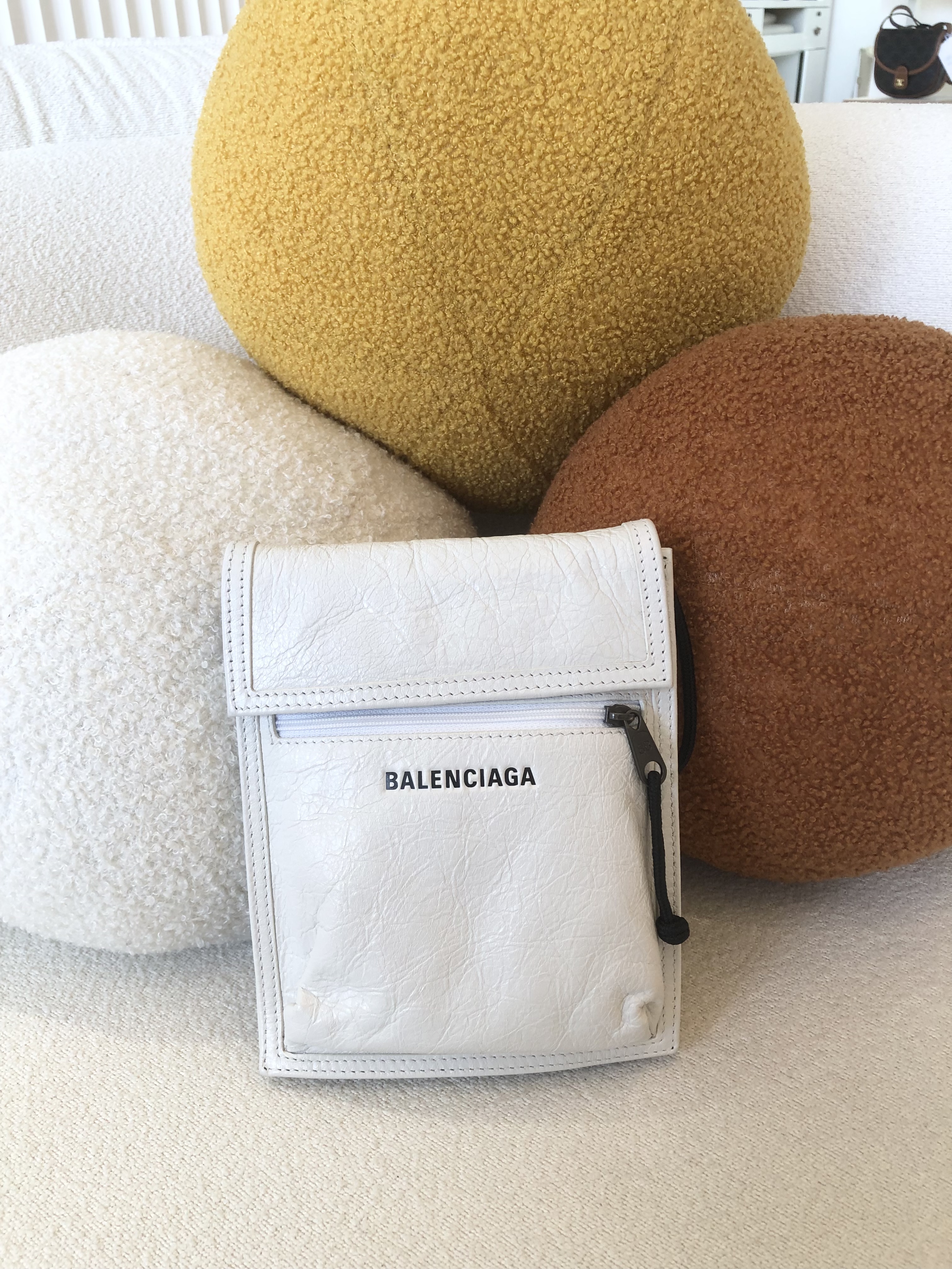 Pre-Owned BALENCIAGA Explorer Small Pouch / White / 產品編號：2471306