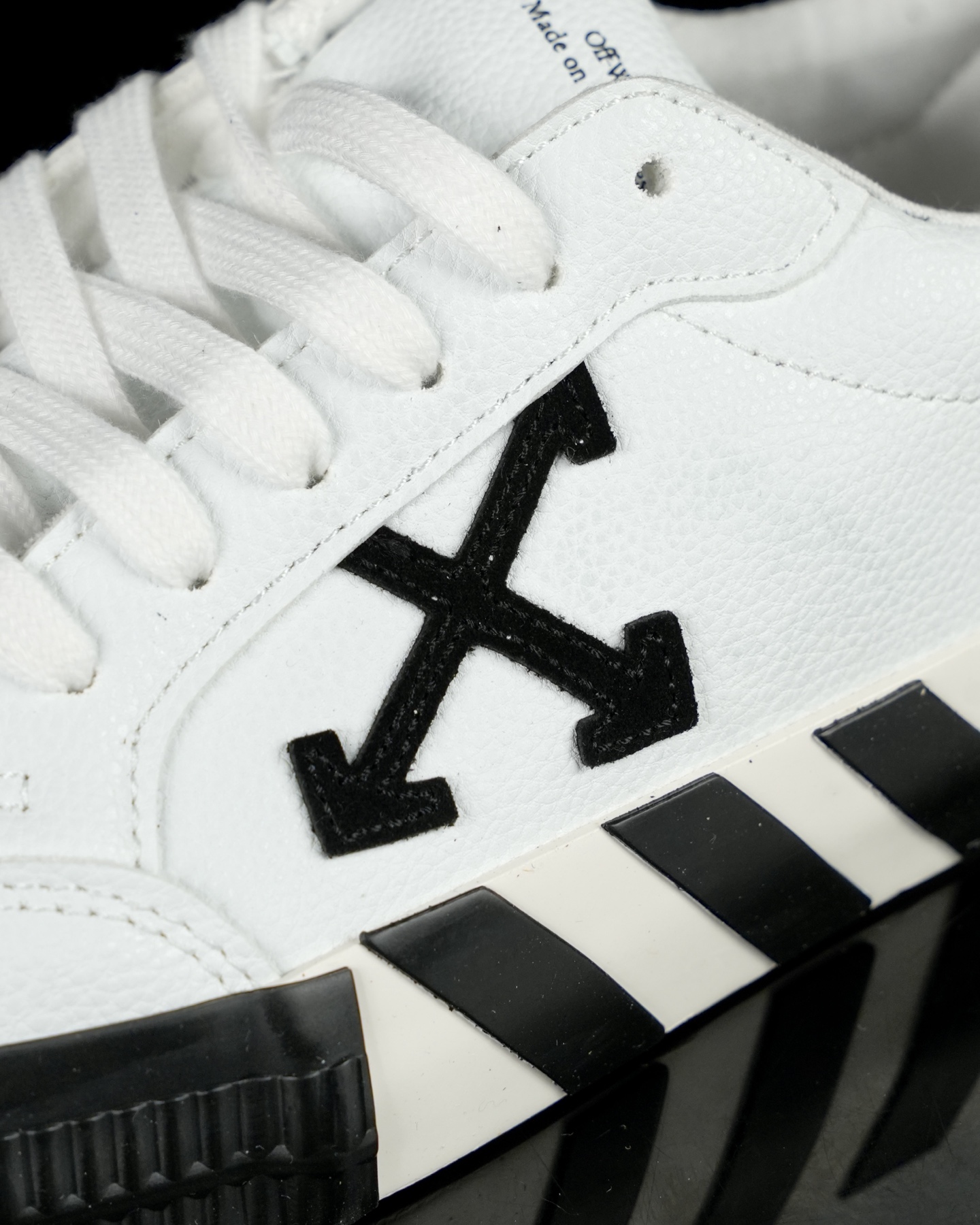 Off-White Low Vulcanized