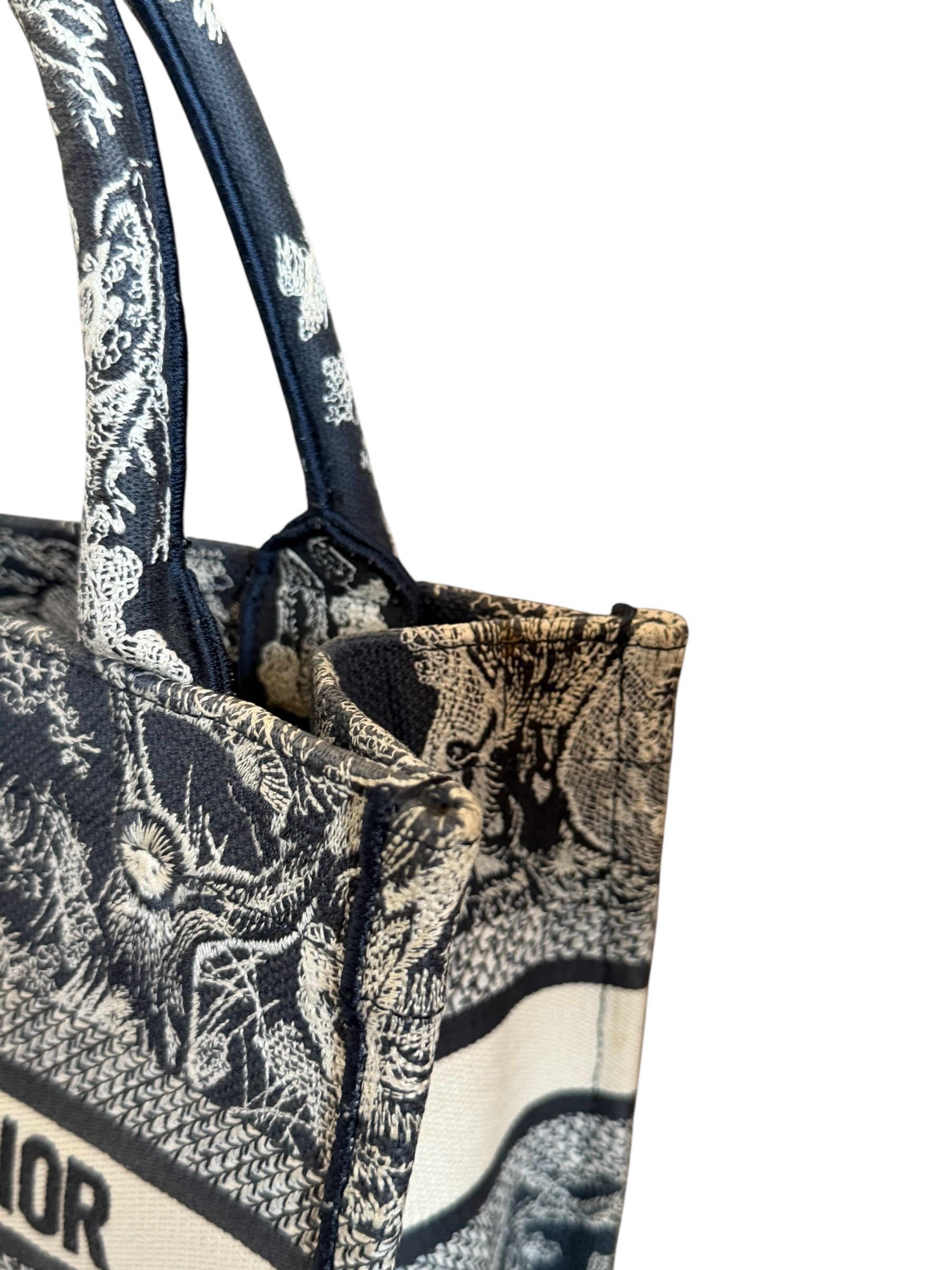 Pre-Owned DIOR Book Tote / Product Code: W52001