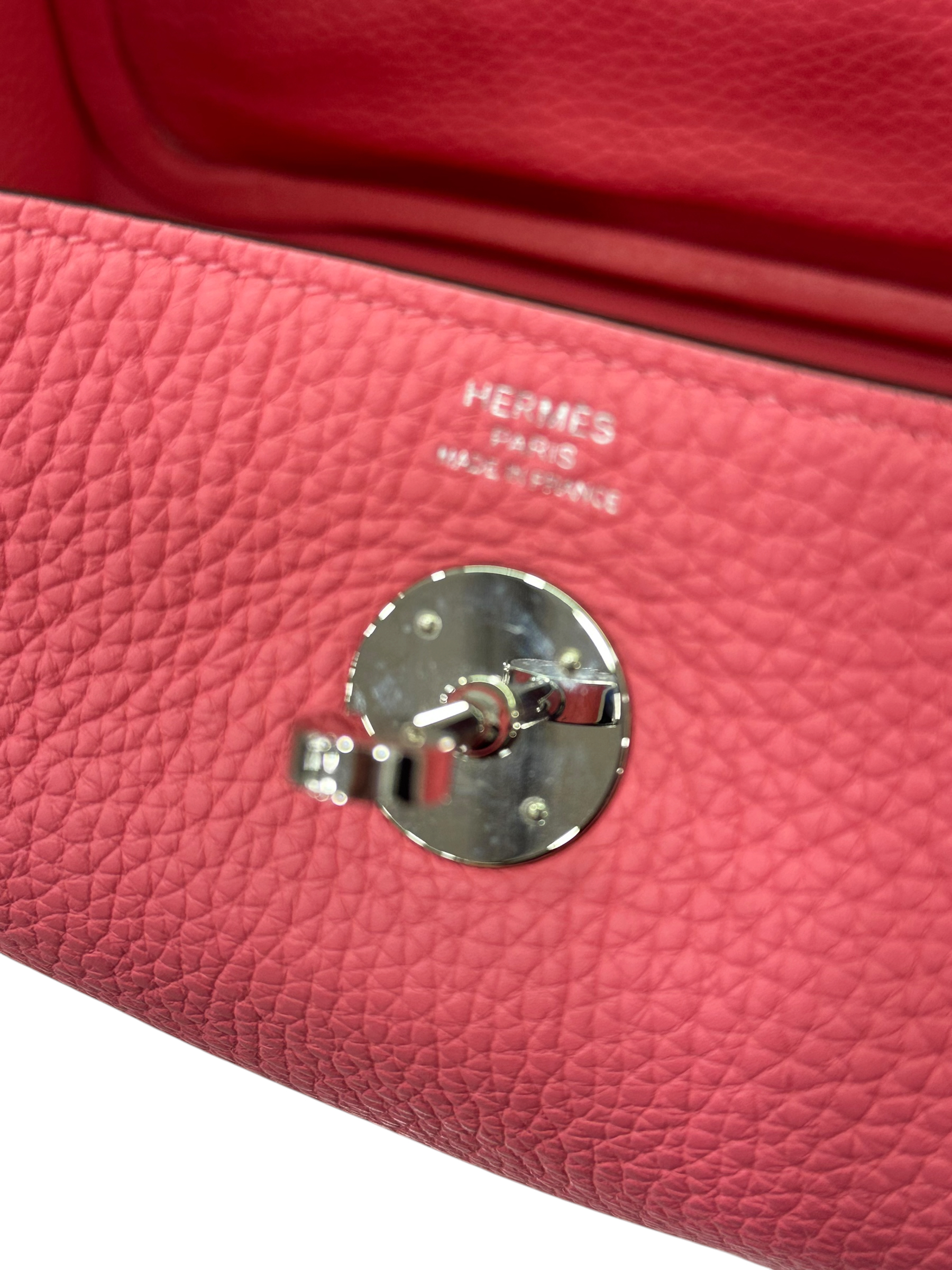 Pre-Owned HERMÉS Lindy 27 Stamp T/ Product Code: 26051809