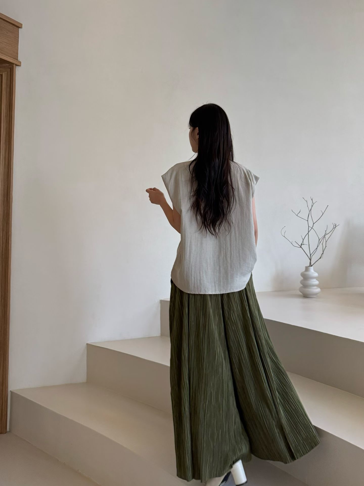 M7 暗紋有袋長裙