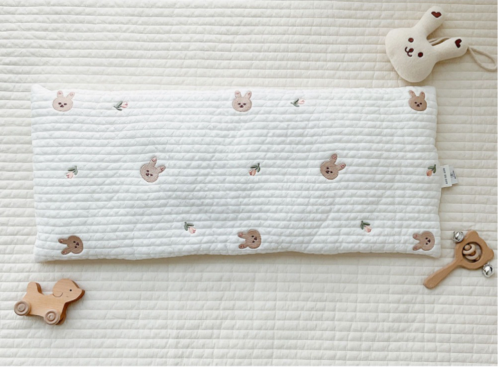 Air Mesh Long Pillow (Bunny)  