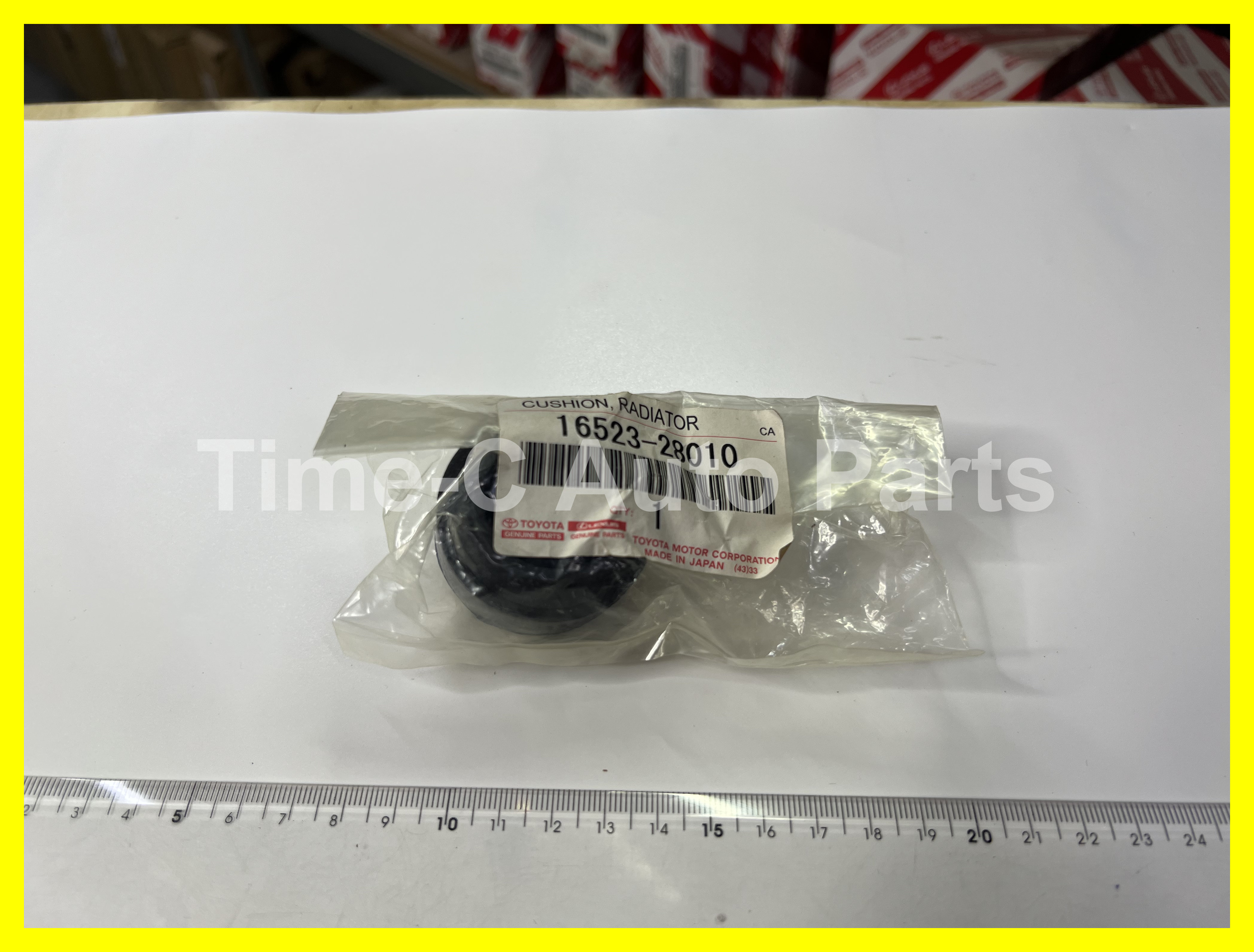 水箱頂膠 16523-28010 - Toyota Noah Voxy 70系