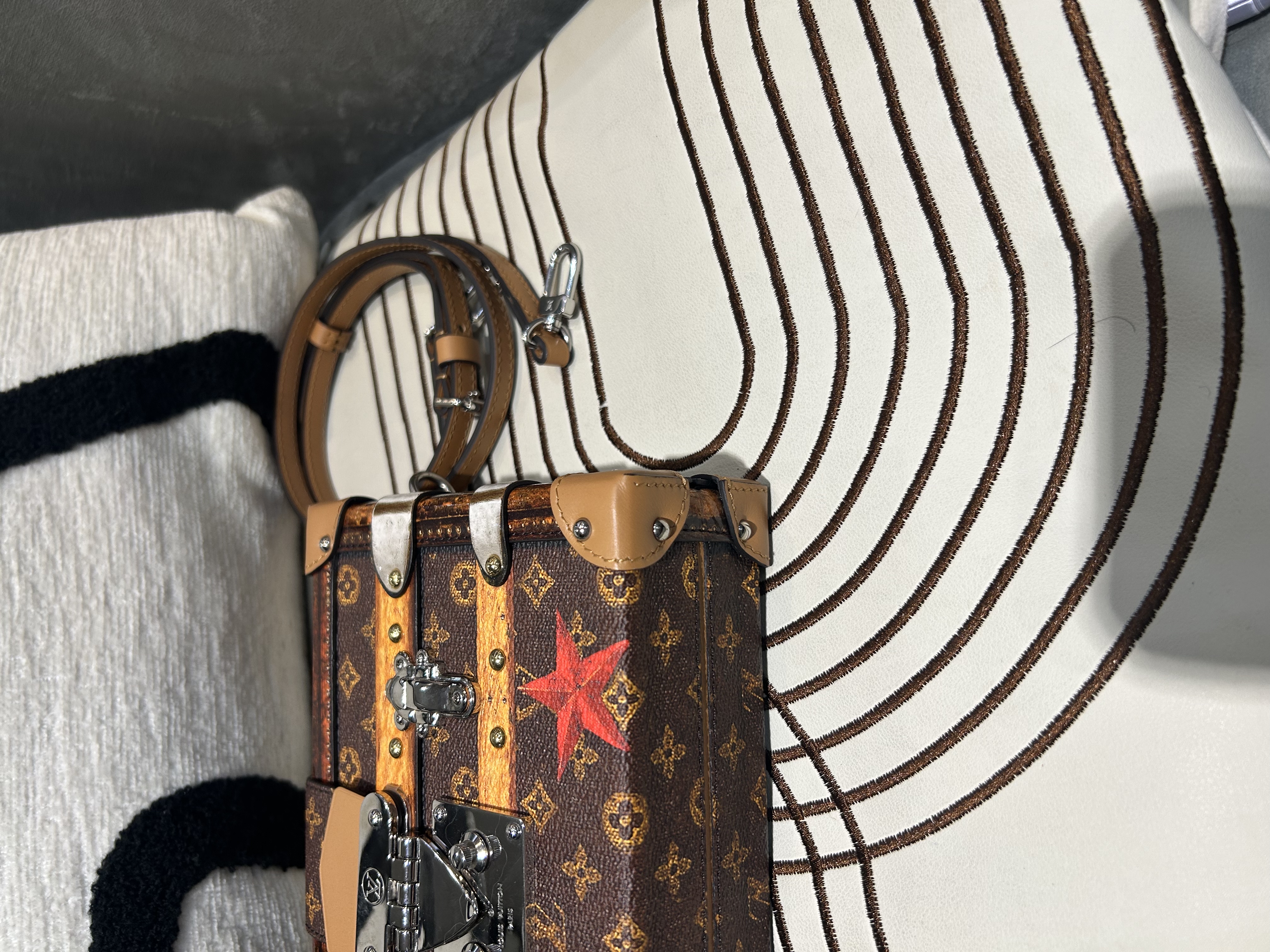 LV Time Trunk Petite Malle Shoulder Bag 硬箱肩背包 M52737 100%Authentic, 99%New ☑️晶片☑️Strap☑️Dust bag