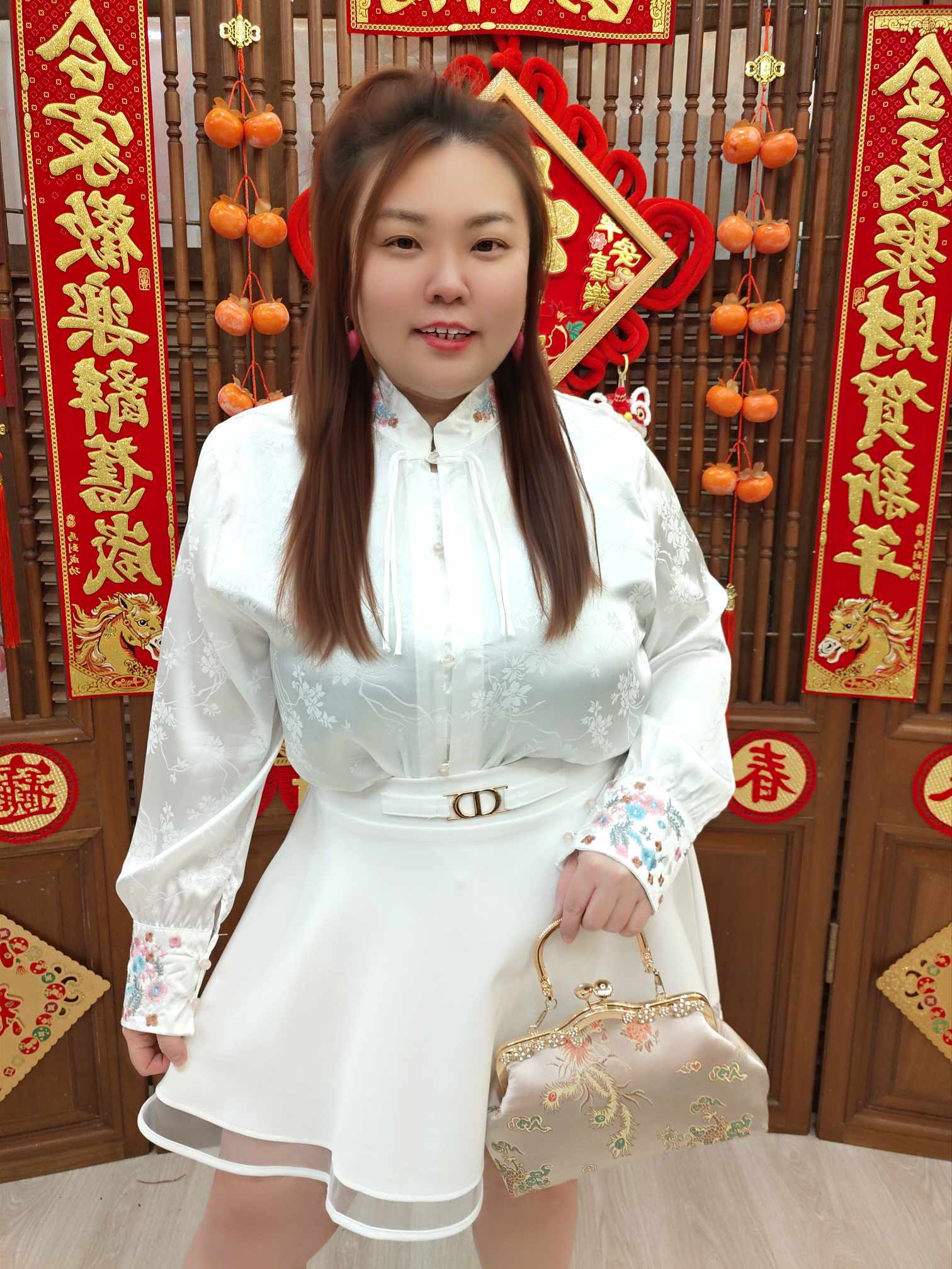 DBC10 刺绣图设计长袖新中式上衣 (100-125CM)