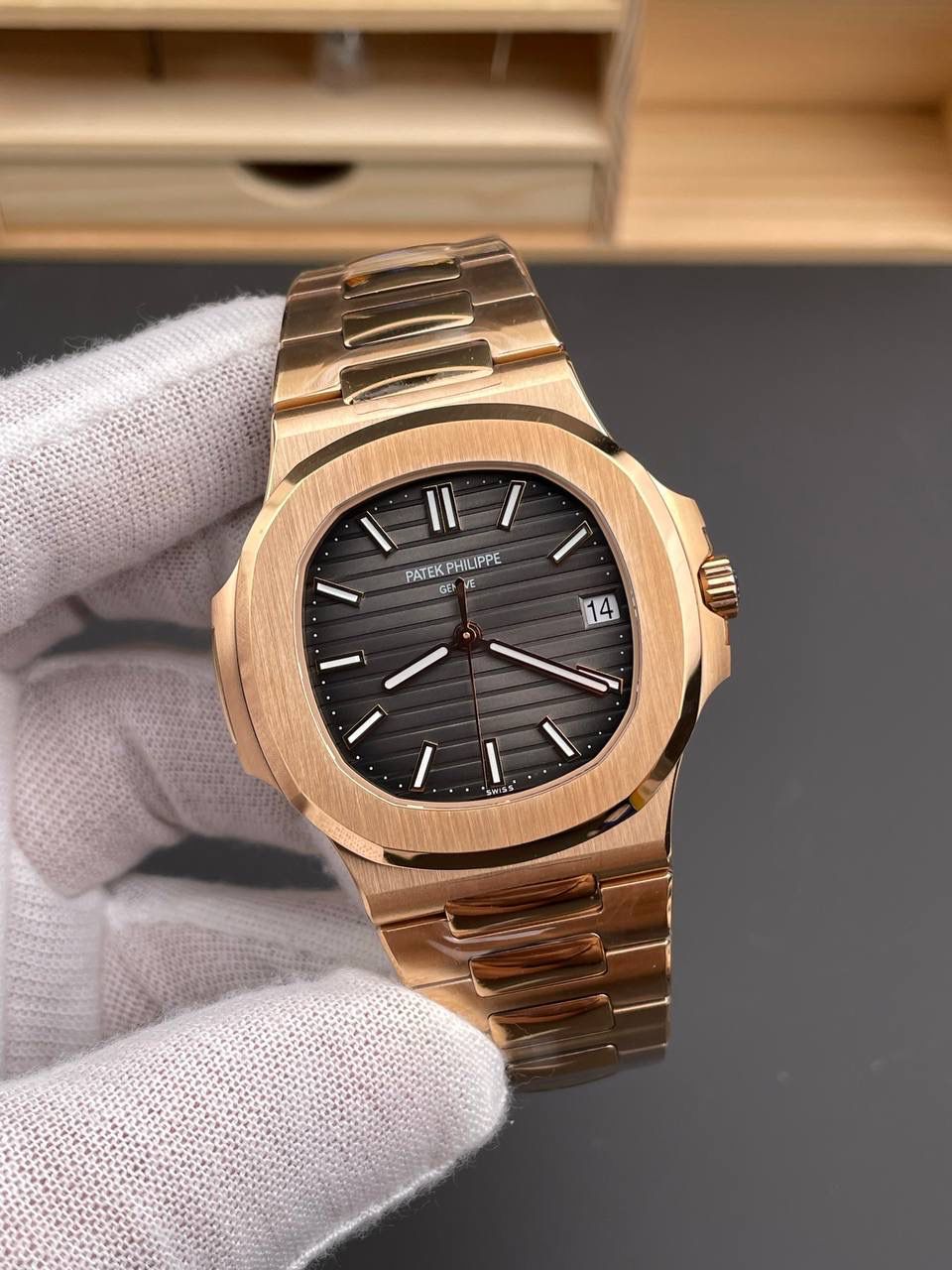 鹦鹉螺5711 玫金/40mm/324机😍💯🤍