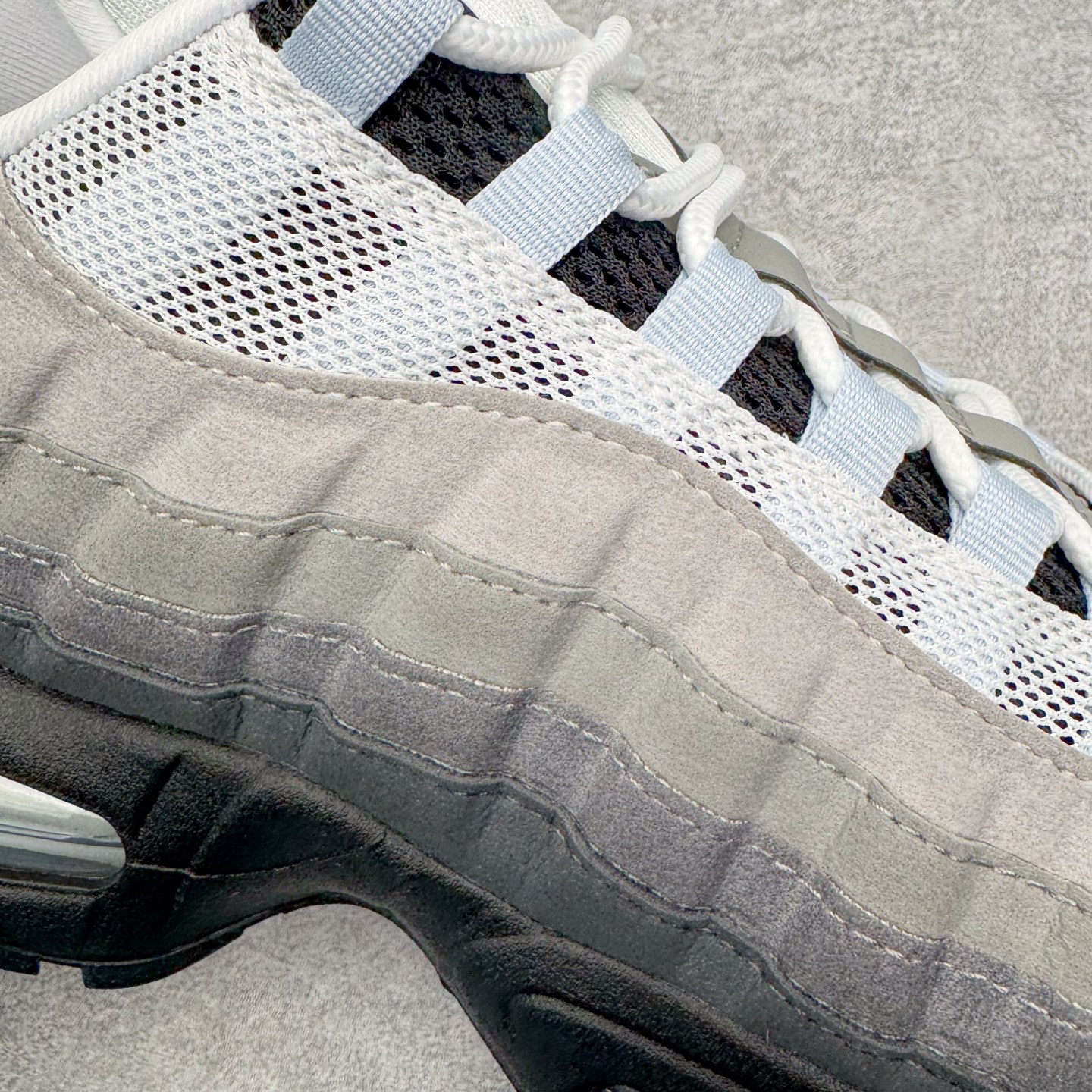 Nike Air Max 95 OG "Big Bubble" HJ5996-002 
