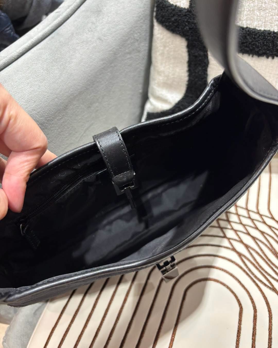 Gucci Jackie hobo small velvet   100%Authentic,95%new ✅dust bag 