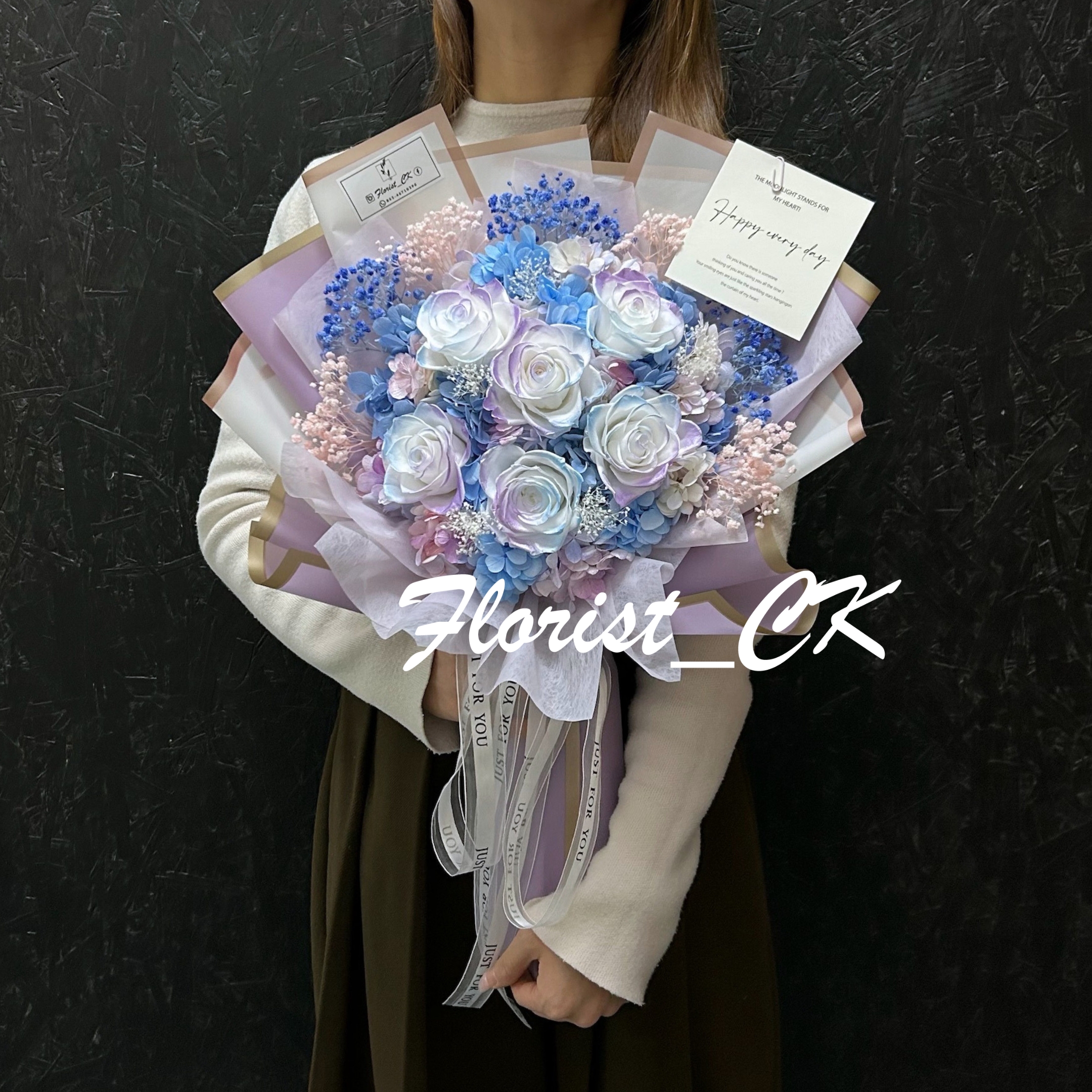 Fantasy Blue & Purple 藍紫滿天星版｜永生玫瑰花束 (3 朵 / 6 朵 / 9 朵 / 12 朵；預訂款) 請留意，此款會用偏粉一些的滿天星