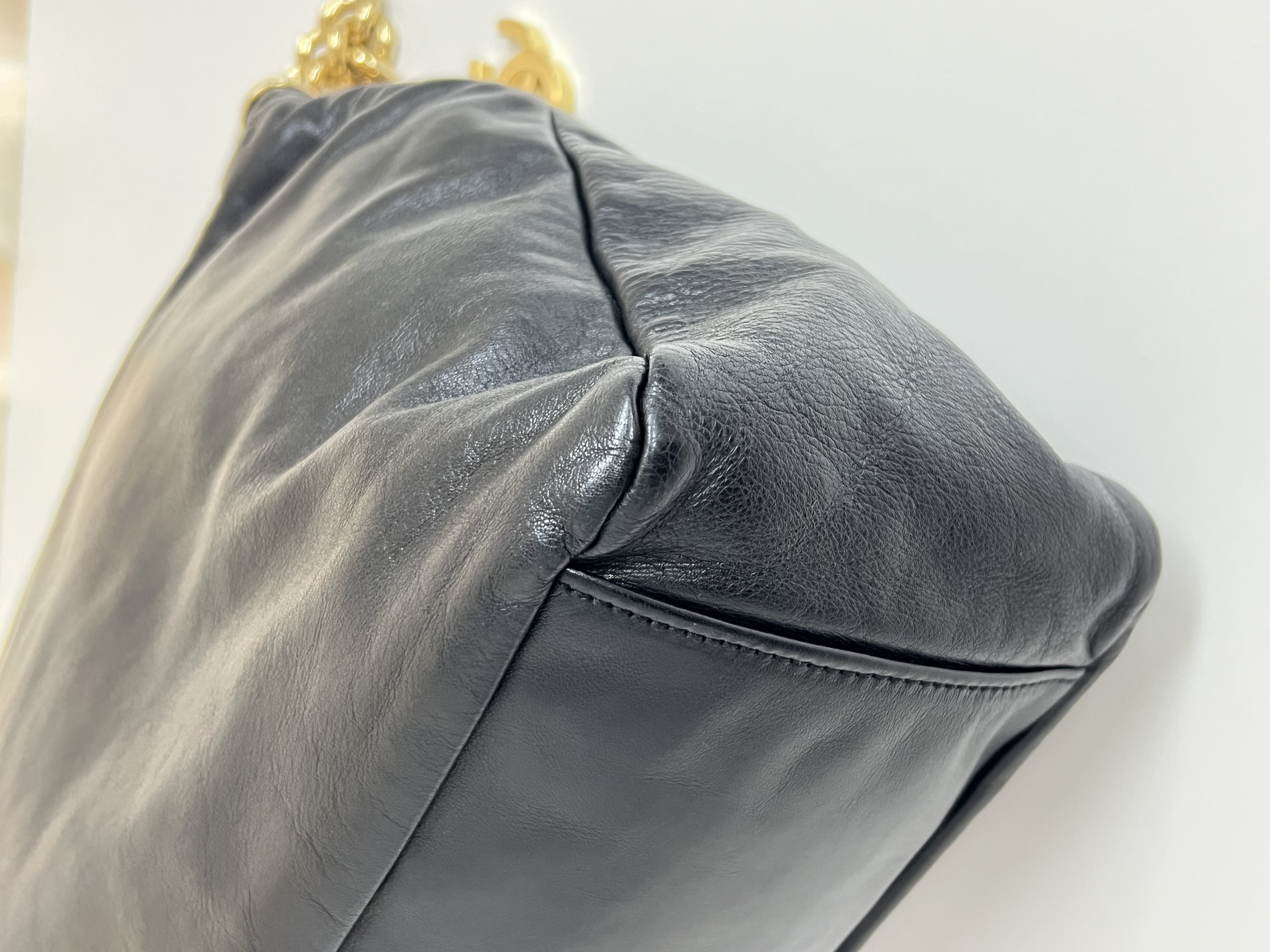 Pre-owned Chanel Rodeo Drive Hobo bag / Product Code: 26012801