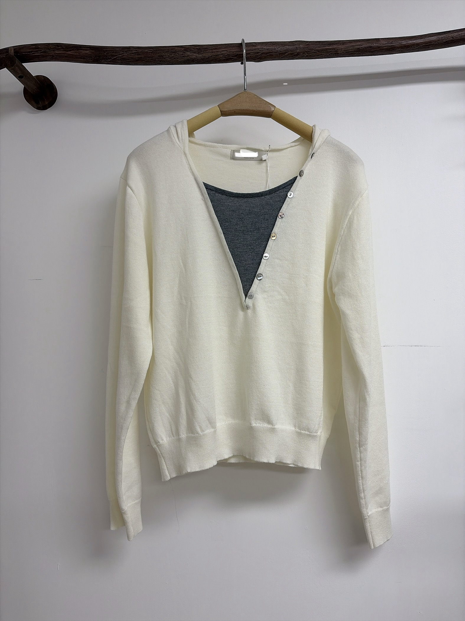 假兩件 滑身薄knit 