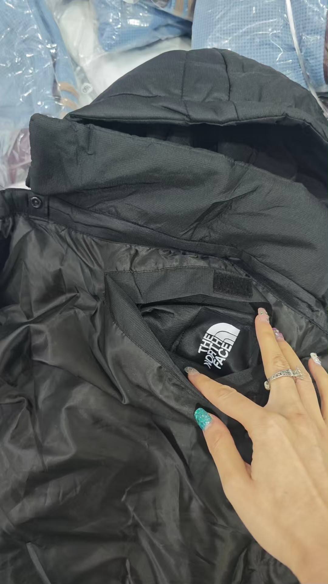 預訂款～快閃優惠‼️ Tnf 多功能被仔 /毯