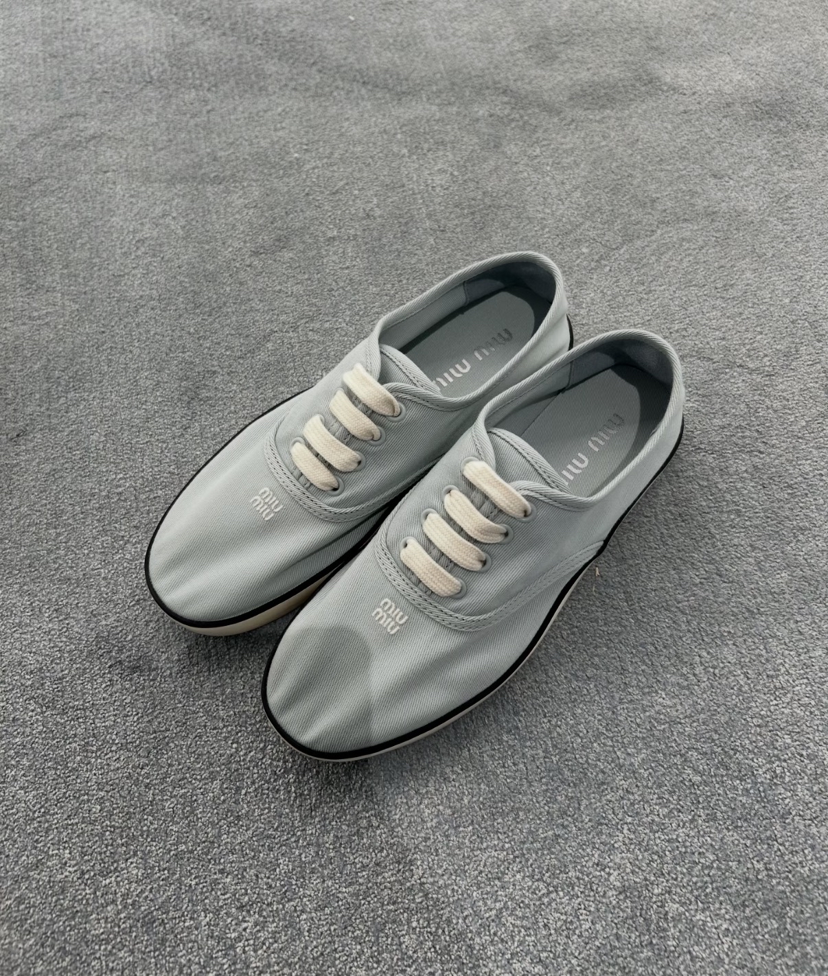 限時優惠🩷新款🆕訂貨🫧MIUMIU 帆布鞋 Size 36.5-39/40