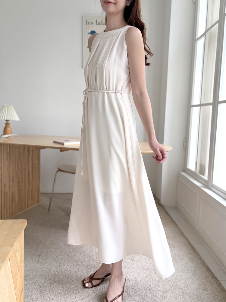 Pleated Halter Maxi Dress (Ivory)