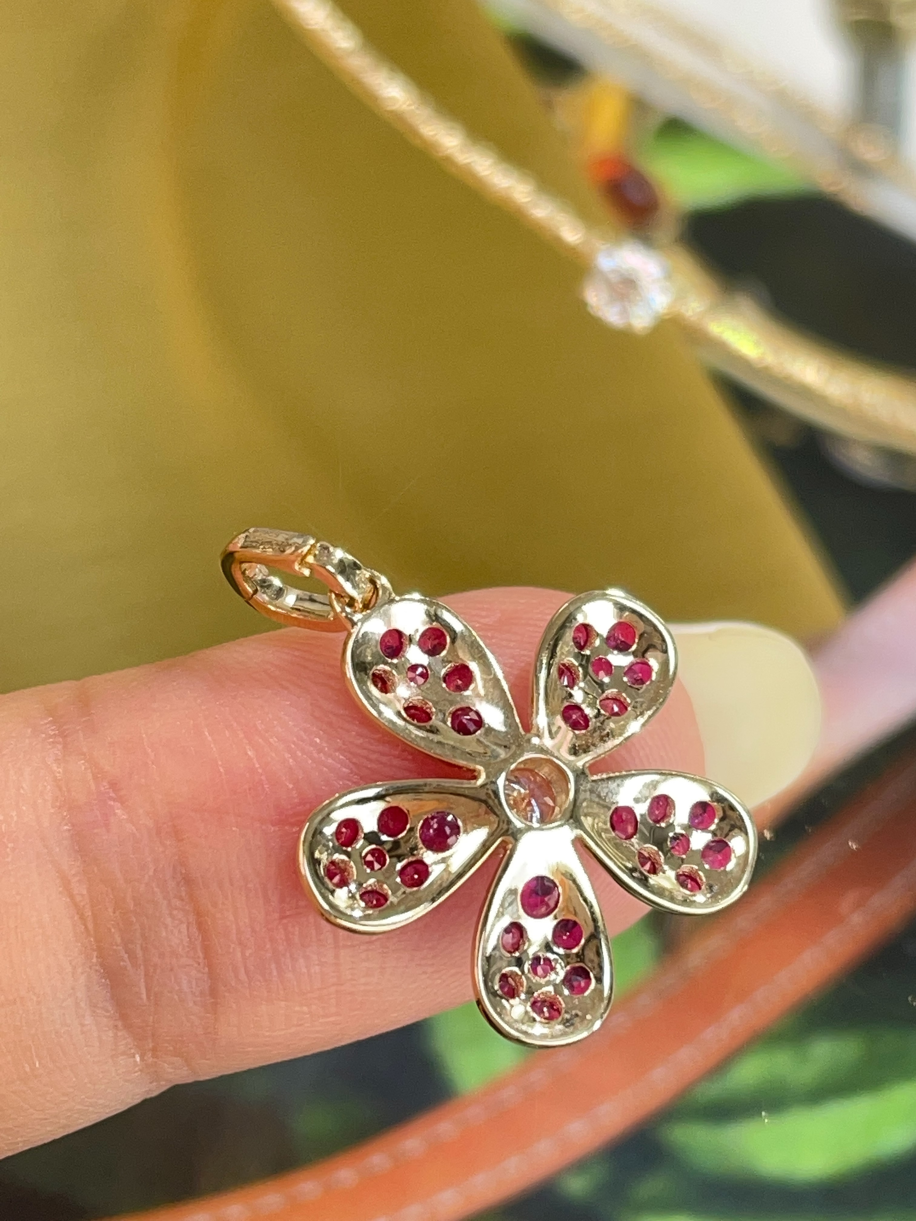 18K Gold Ruby Flower Multi-Way Pendant N031805