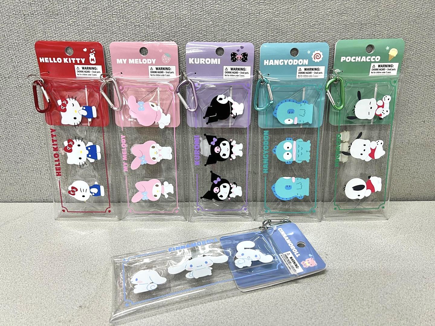 🎌日本直送🎌Sanrio 卡通 心形爬山扣連透明萬用袋