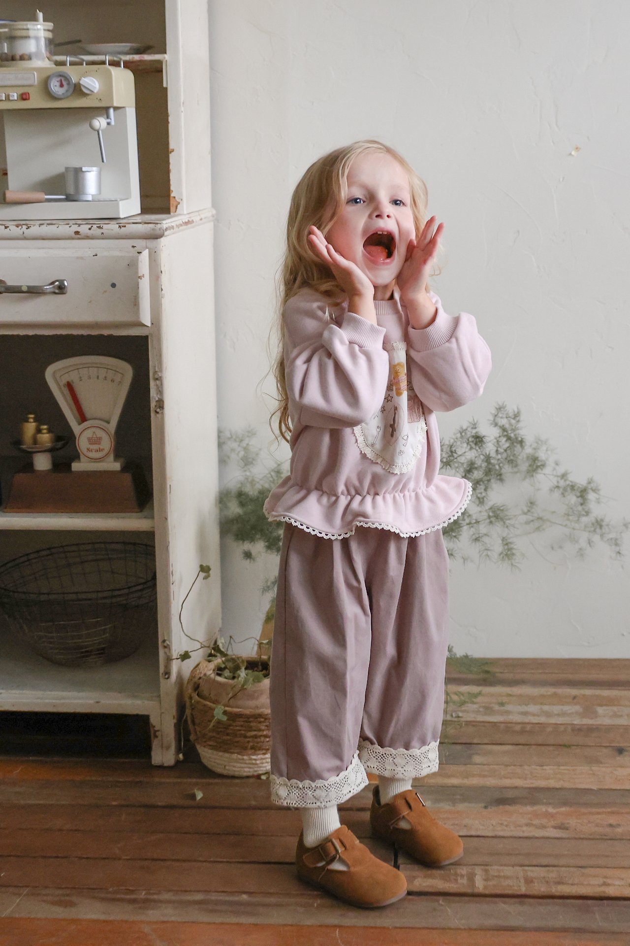 Flo | Peanut Pants