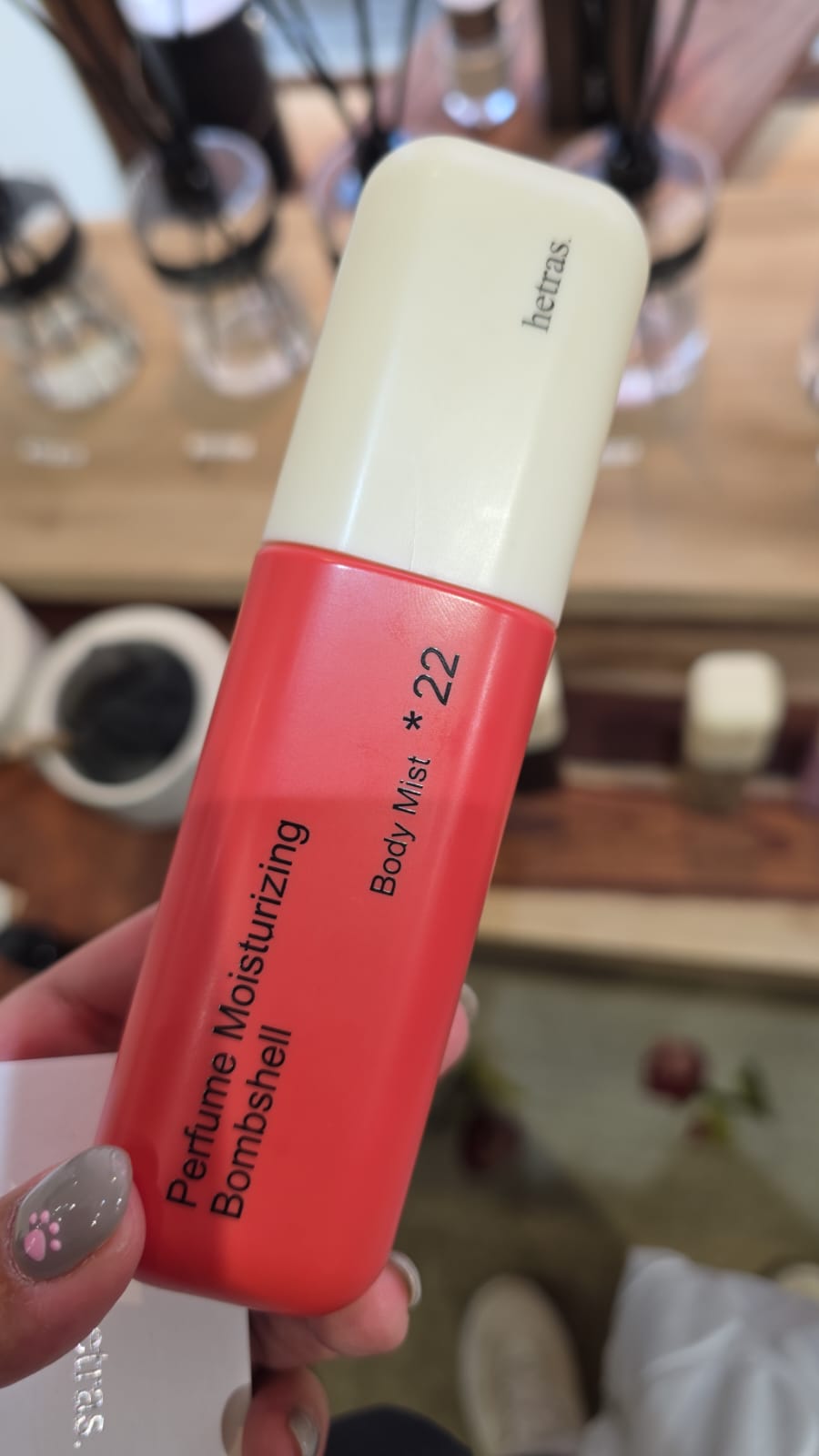 hetras body mist bombshell