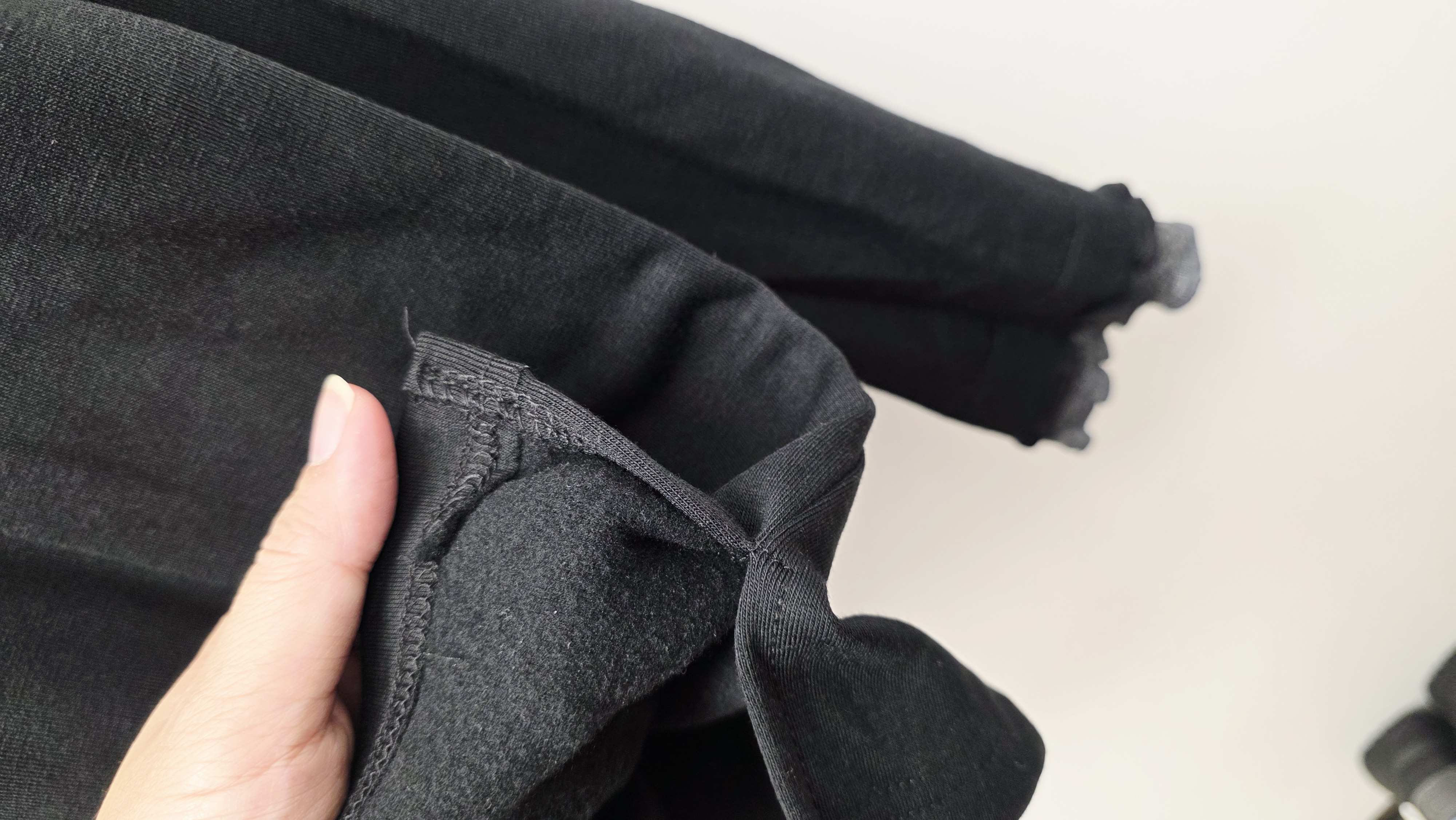 韓國黑拼炭灰木耳邊薄絨底棉襯衫