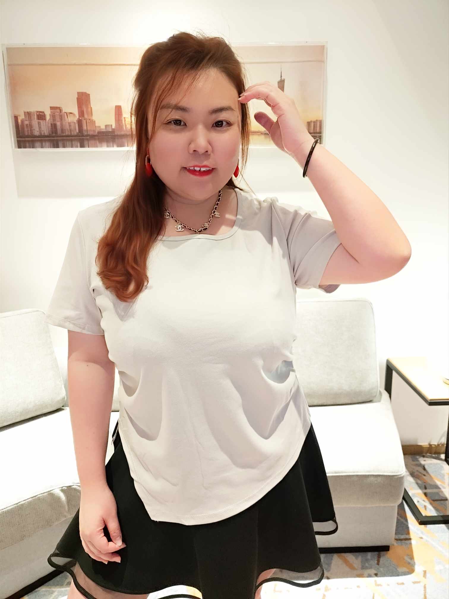 YCE05 931 方领显瘦收腰不规则上衣