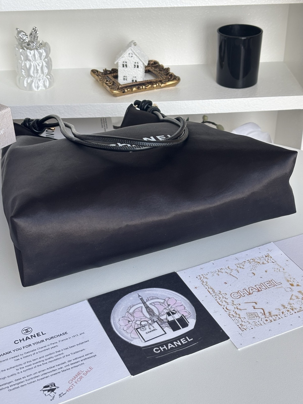 CHANEL 海外 Makeup VIP Tote Bag 黑緞面抽繩托特