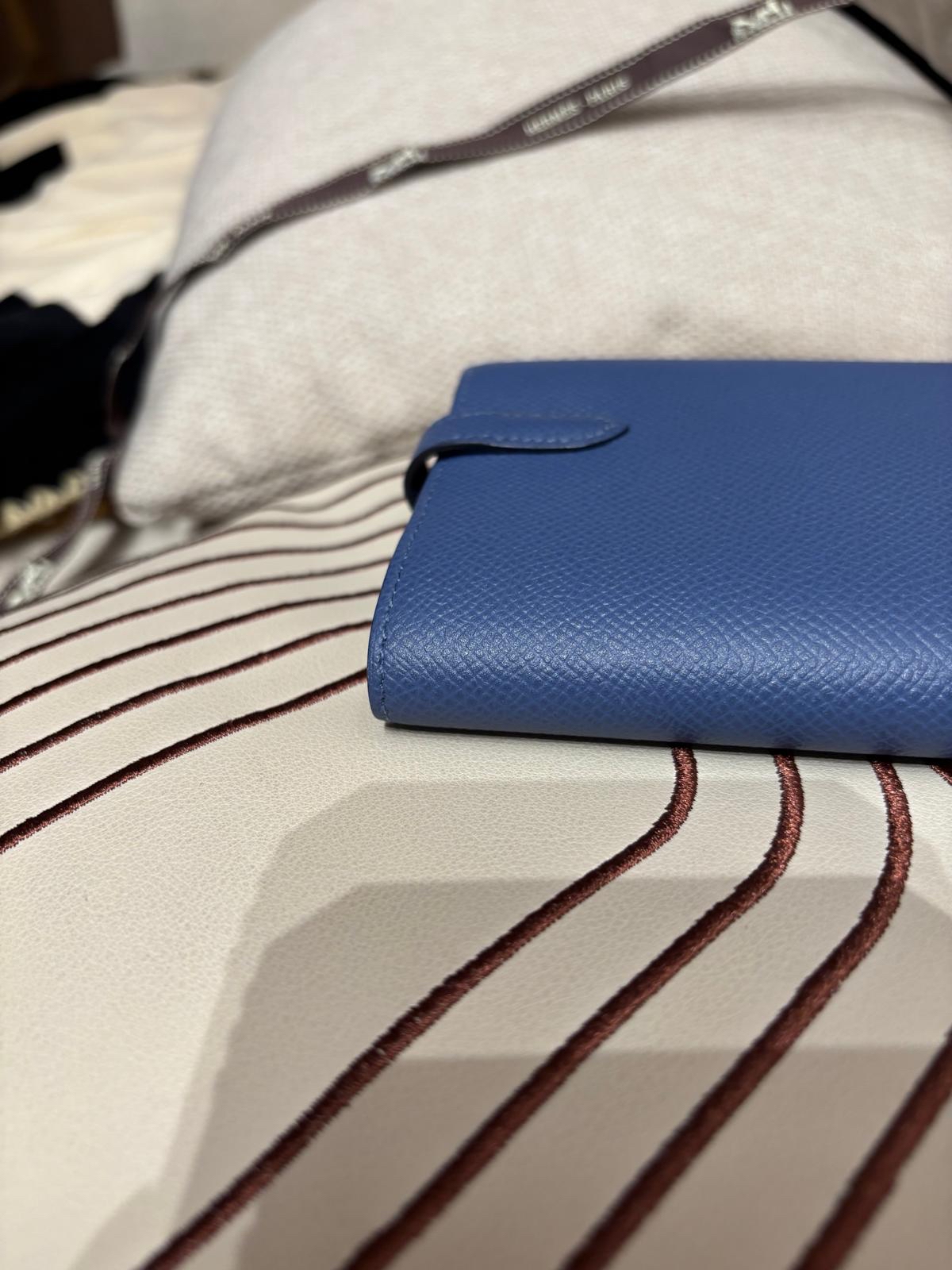 Hermes Kelly Wallet Stamp C 100%Authentic, 98%new ✅Dust bag