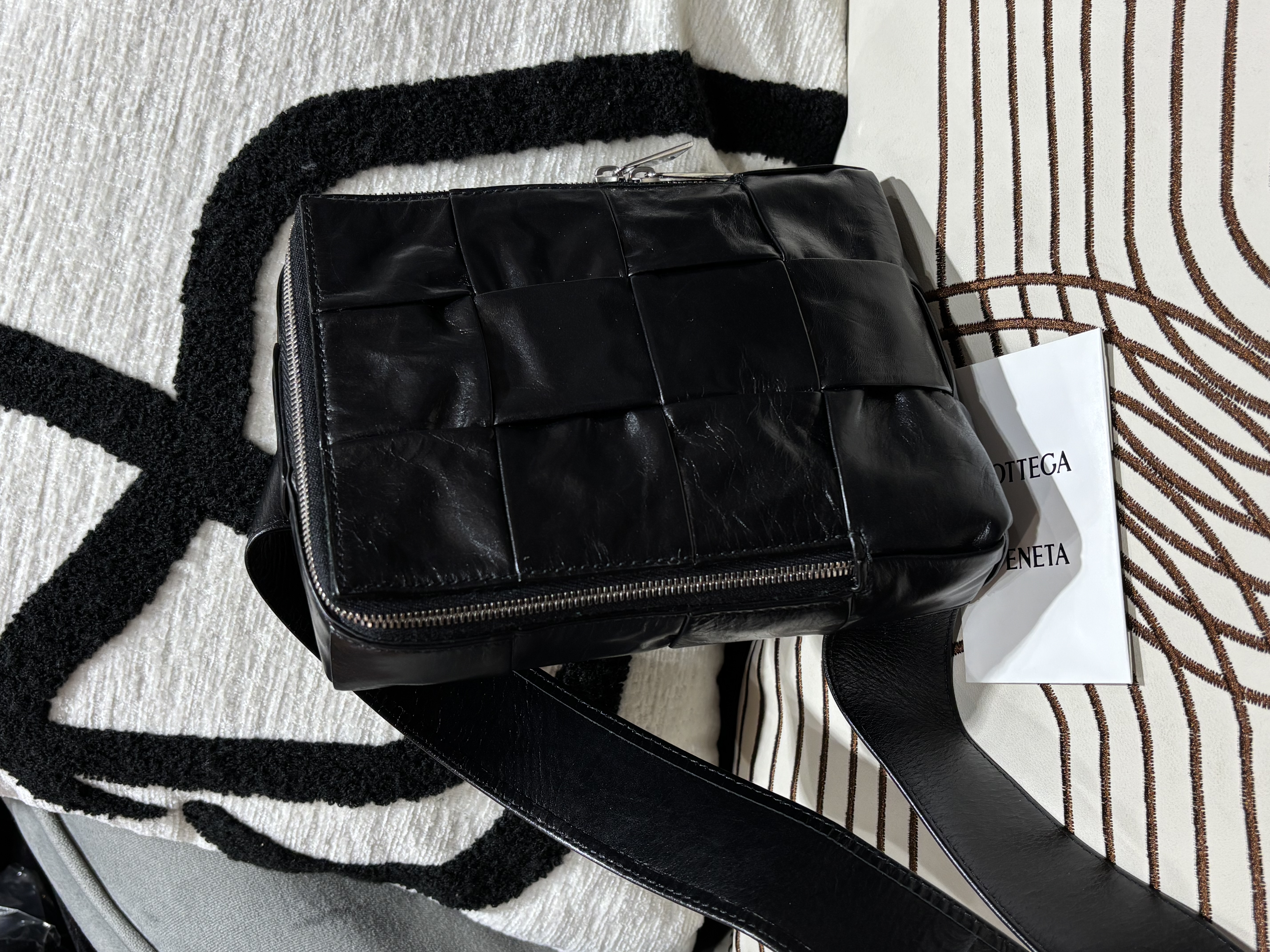 Bottega Veneta BV waist bag Cassette Sling Crossbody Bag Black ✨ 100%Authentic, 98%new ✅Booklet ✅Dust bag