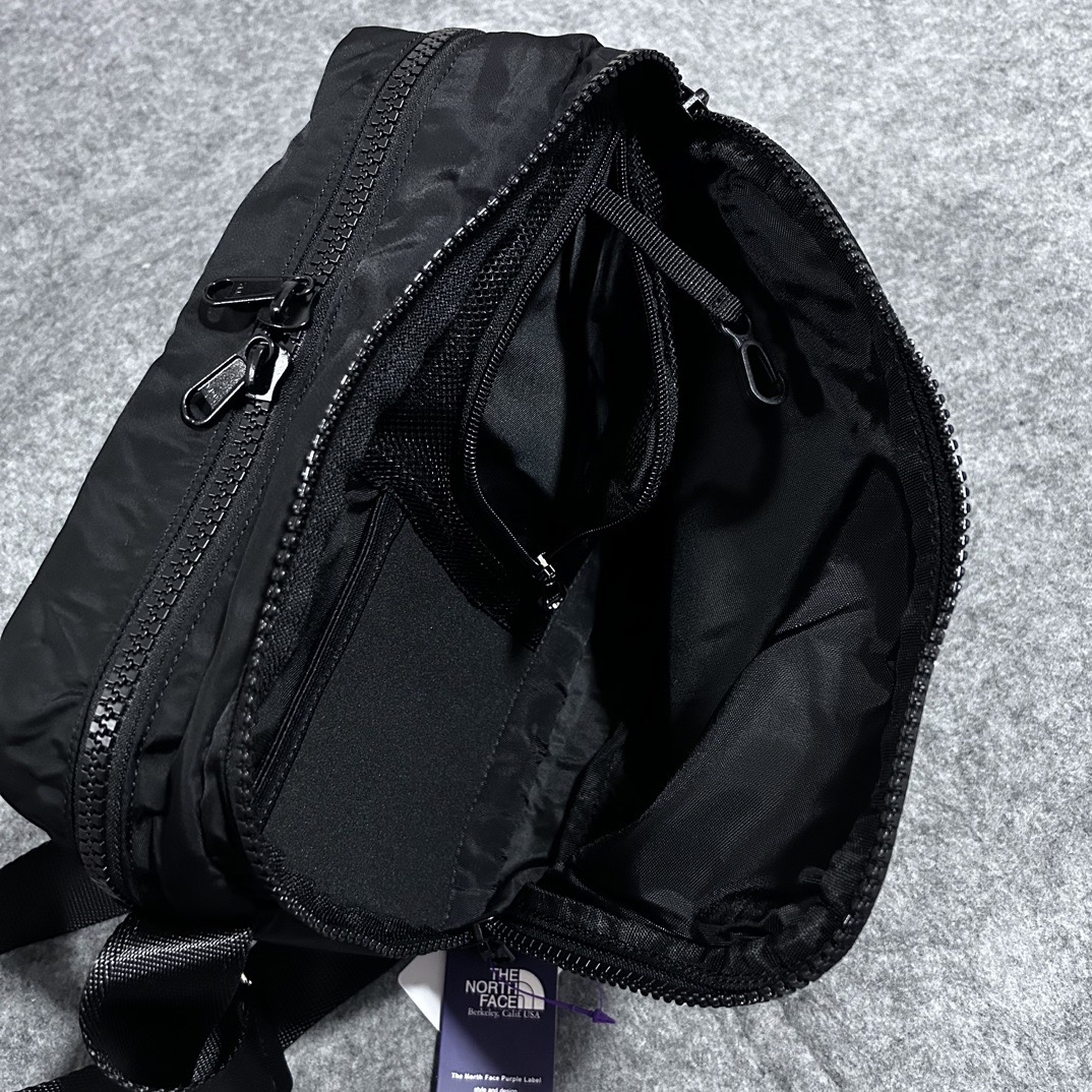 THE NORTH紫標多功能袋 $239/個