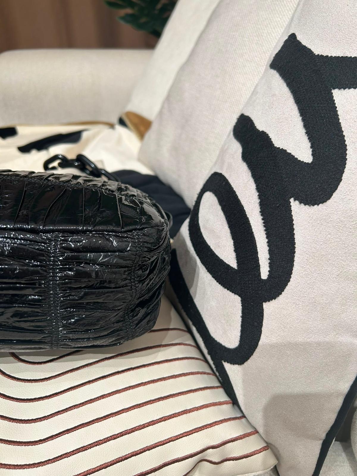 Prada So Black Shoulder Bag 油蠟皮 100%Authentic, 98%New ✅Dust bag