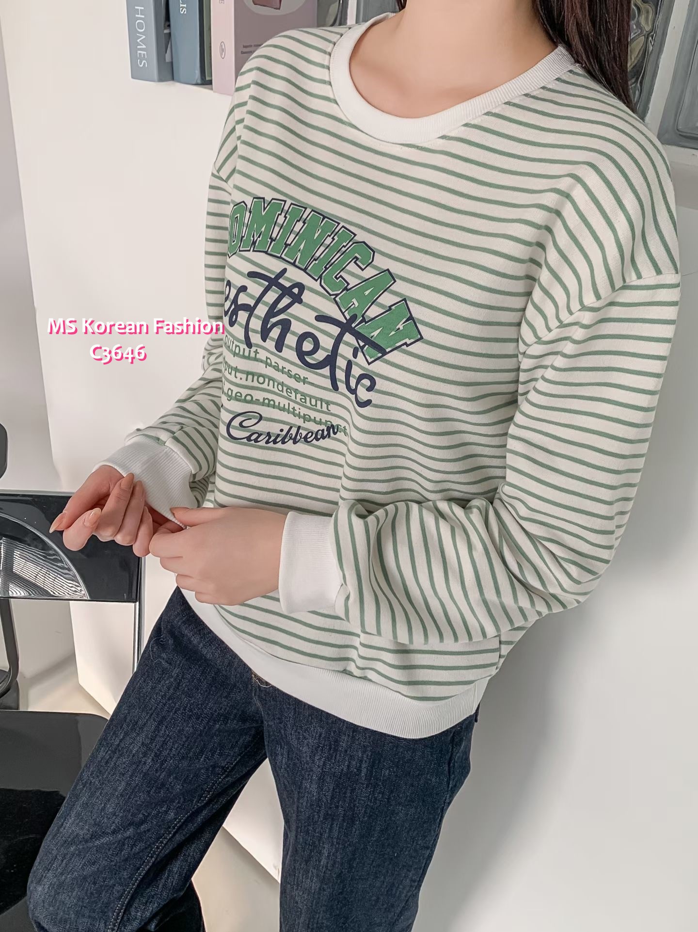 C3646 韓國🇰🇷靚色橫間字母print top
