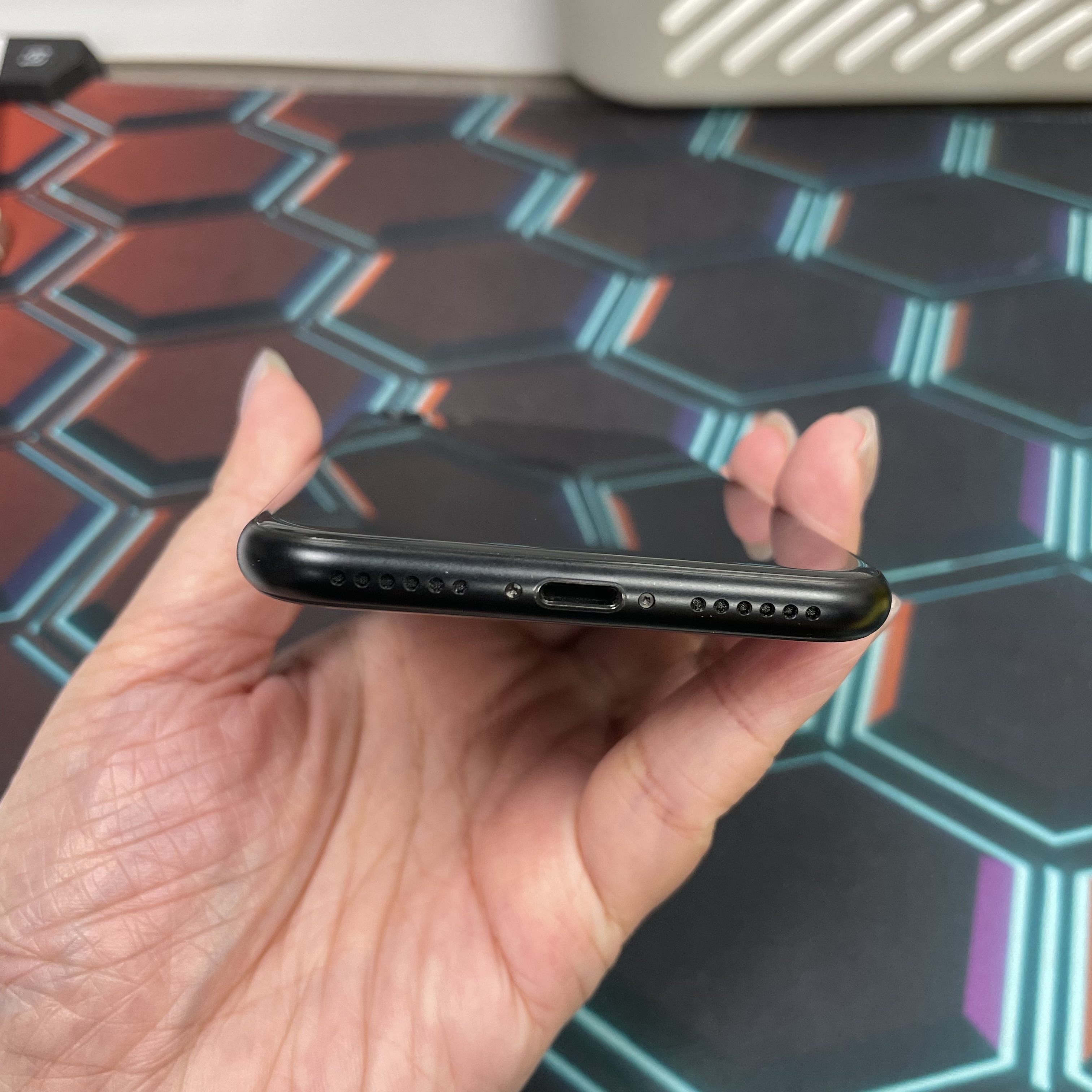 *7139 SE 2 完美機 128GB 電89 黑色 black