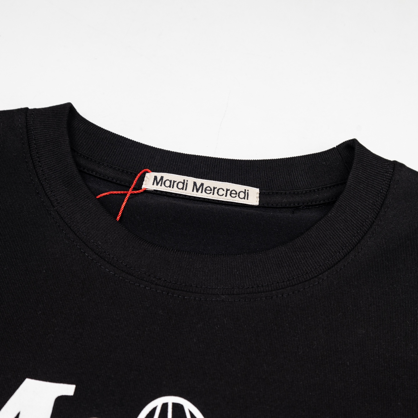 Mardi Mercredi FlowerMardi Jardin T-shirt