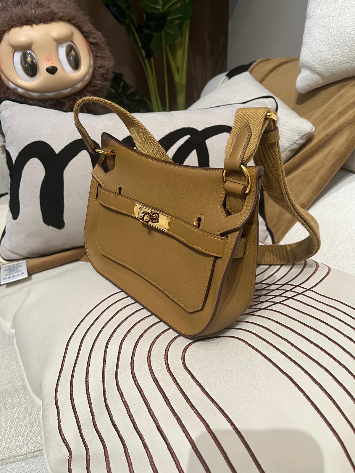 Hermes Mini Jypsiere Stamp B 100%Authentic, 98%New ✅Dust bag✅Box