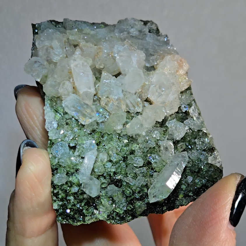 Epidote specimen with double-terminated quartz inclusions - ED4