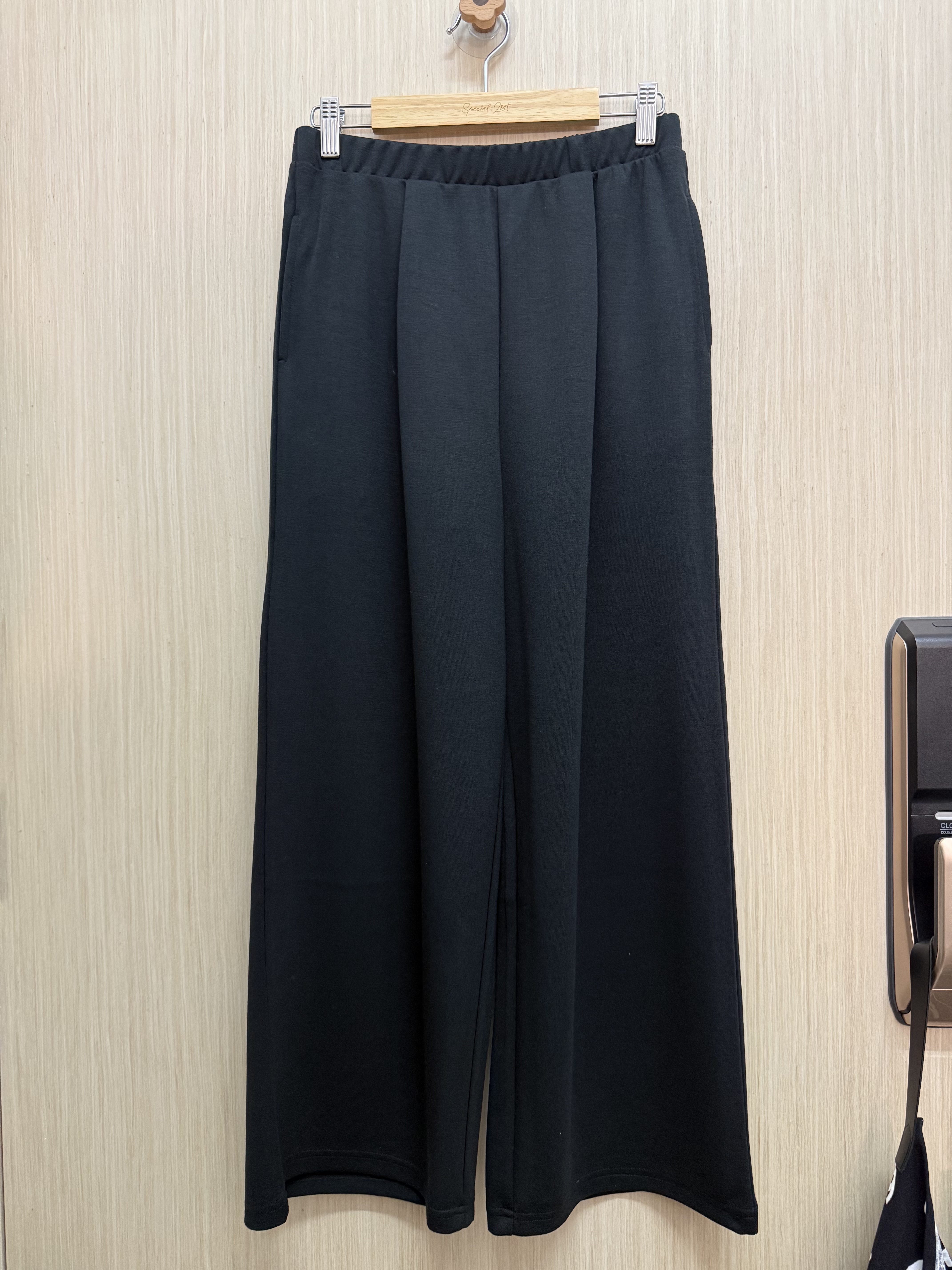 超親膚涼感飛機褲