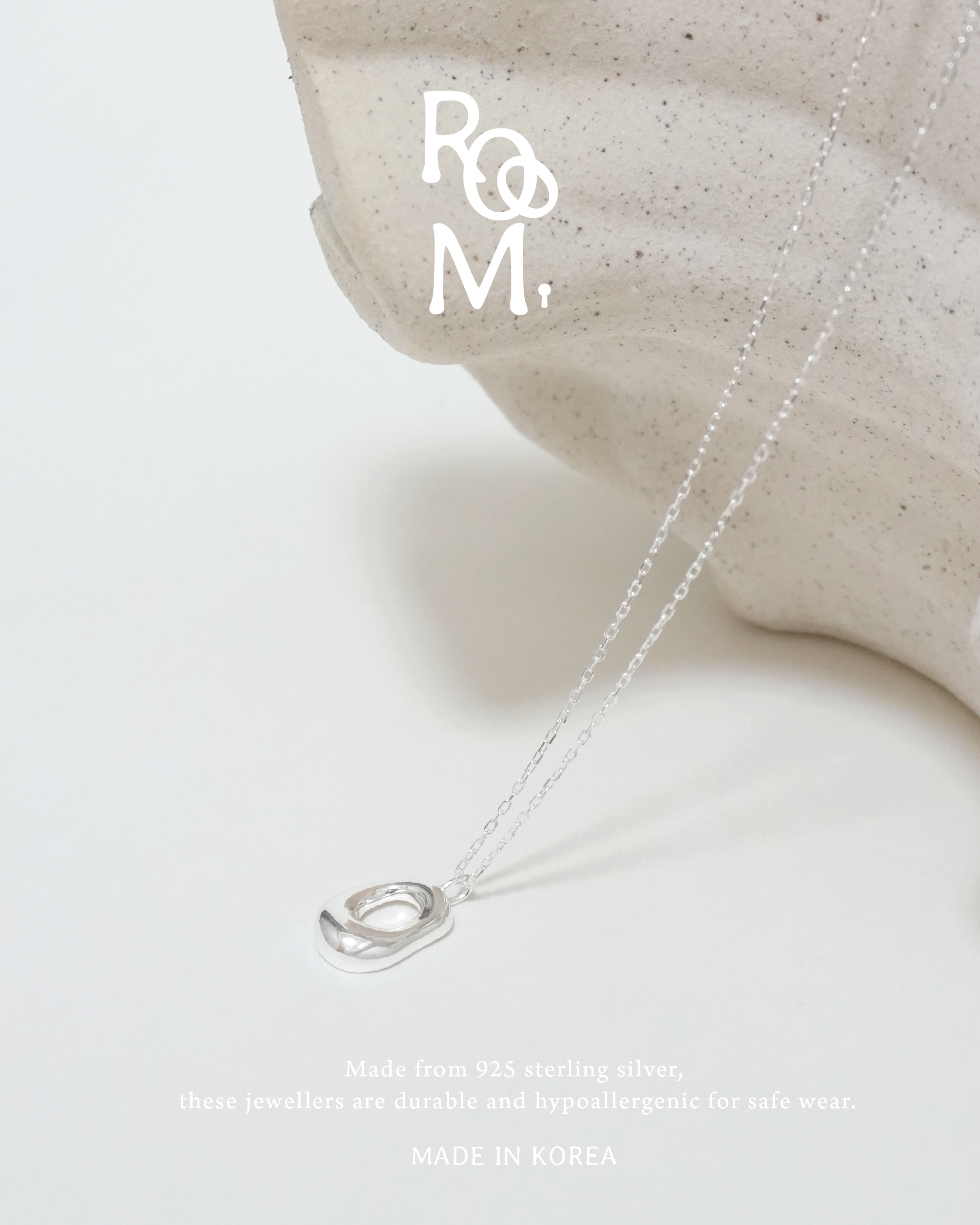 Minimalist Round Necklace 