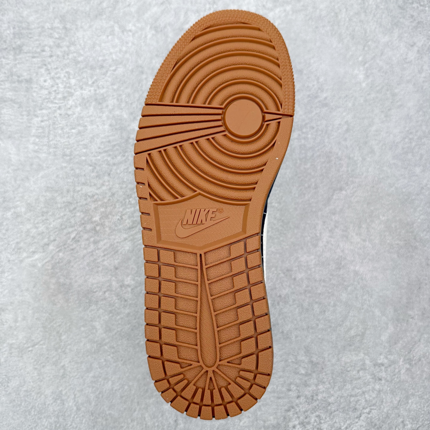 Nike Air Jordan 1 Low SE IR7560-010