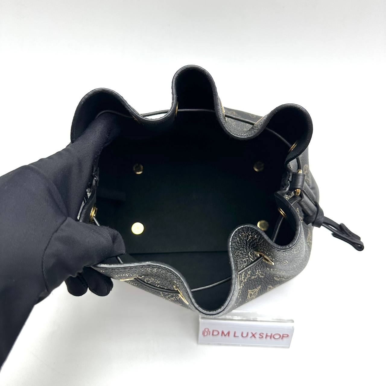 LV Black Mahina Bella Bucket Bag GHW