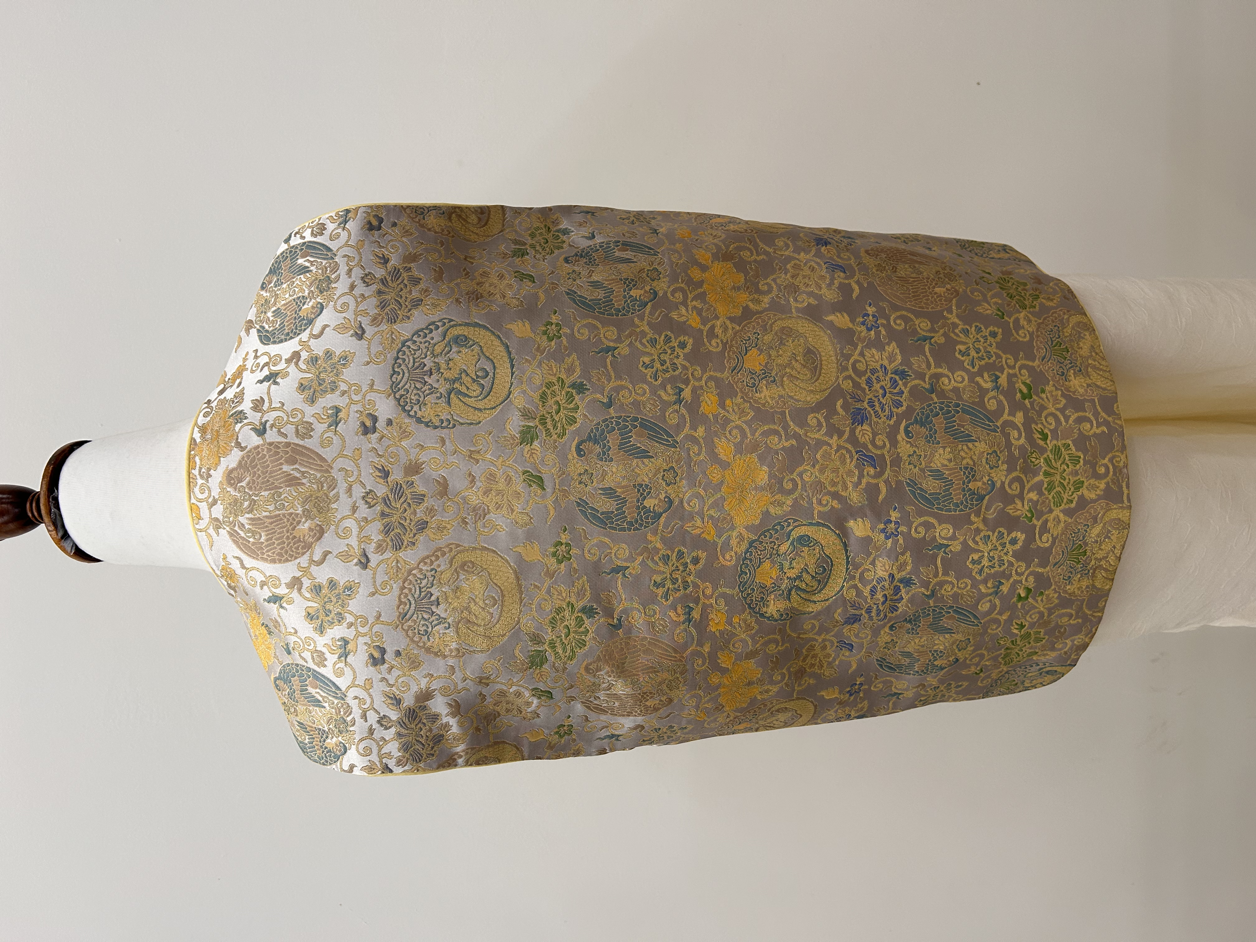 558.WB Exquisite & Unique Chinese Style Vest