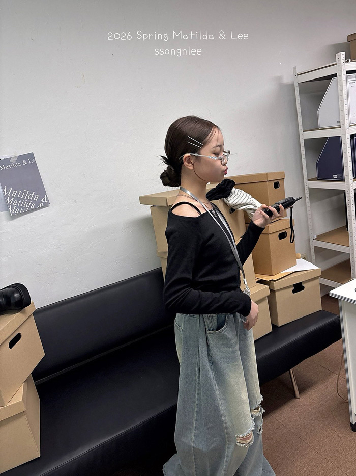 🇰🇷Matilda&Lee tee