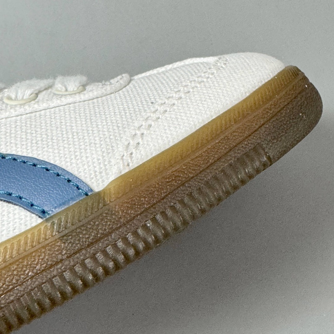 Onitsuka Tiger Tokuten