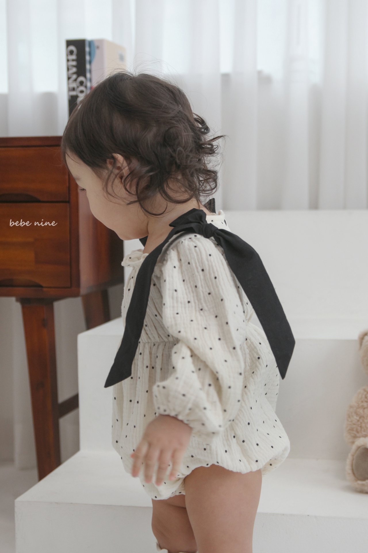 🌸預訂 韓國直送🌸🇰🇷Bebenine兩色波點花邊大絲帶棉紗長袖包屁衣