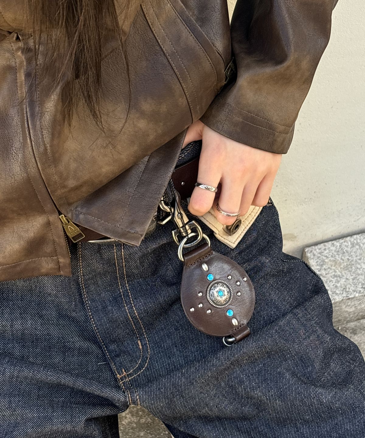 🇰🇷訂購｜AAKAM 26SS｜Gem Studded Keyring  2色 